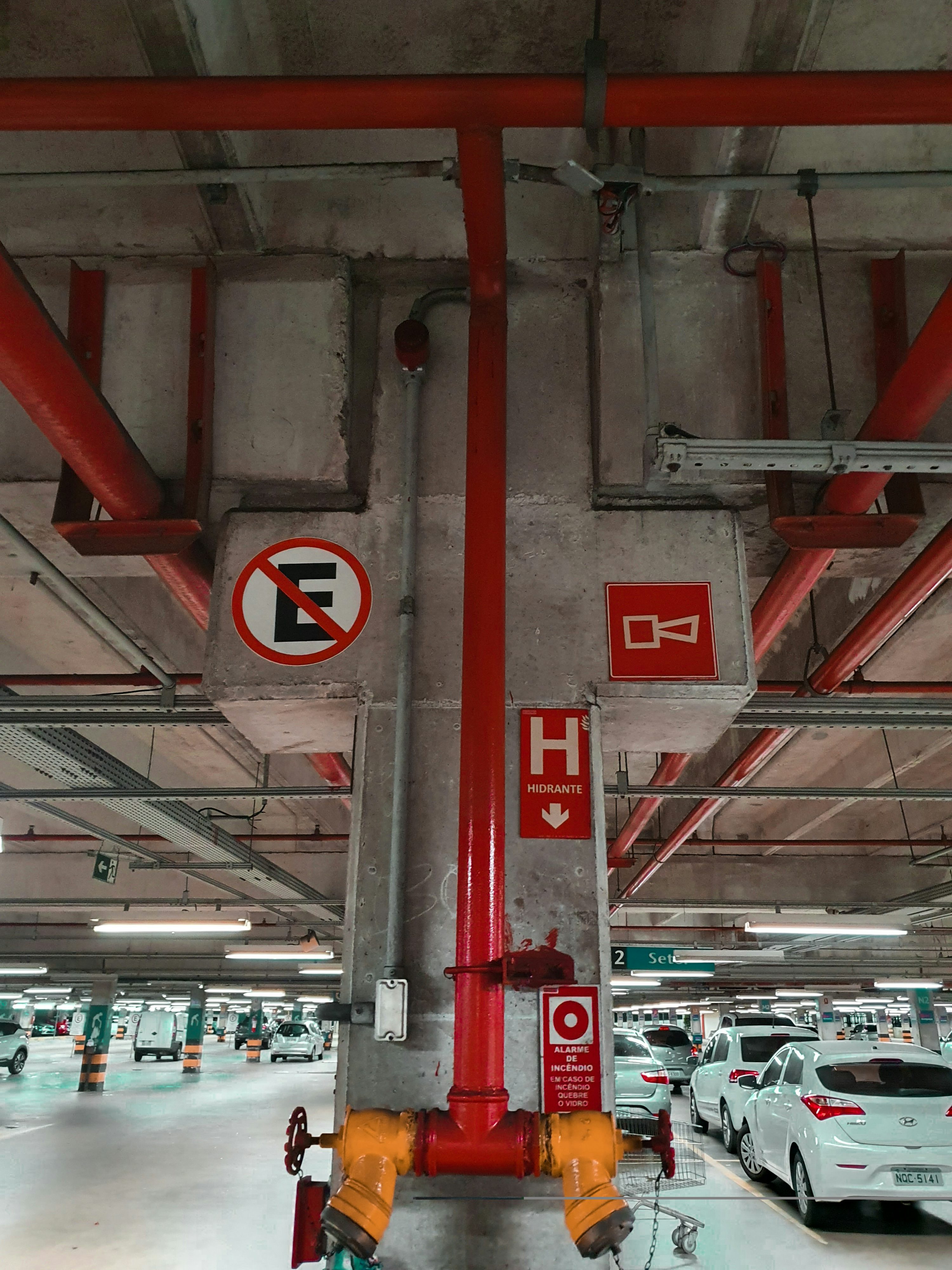 a parking garage filled with lots of cars