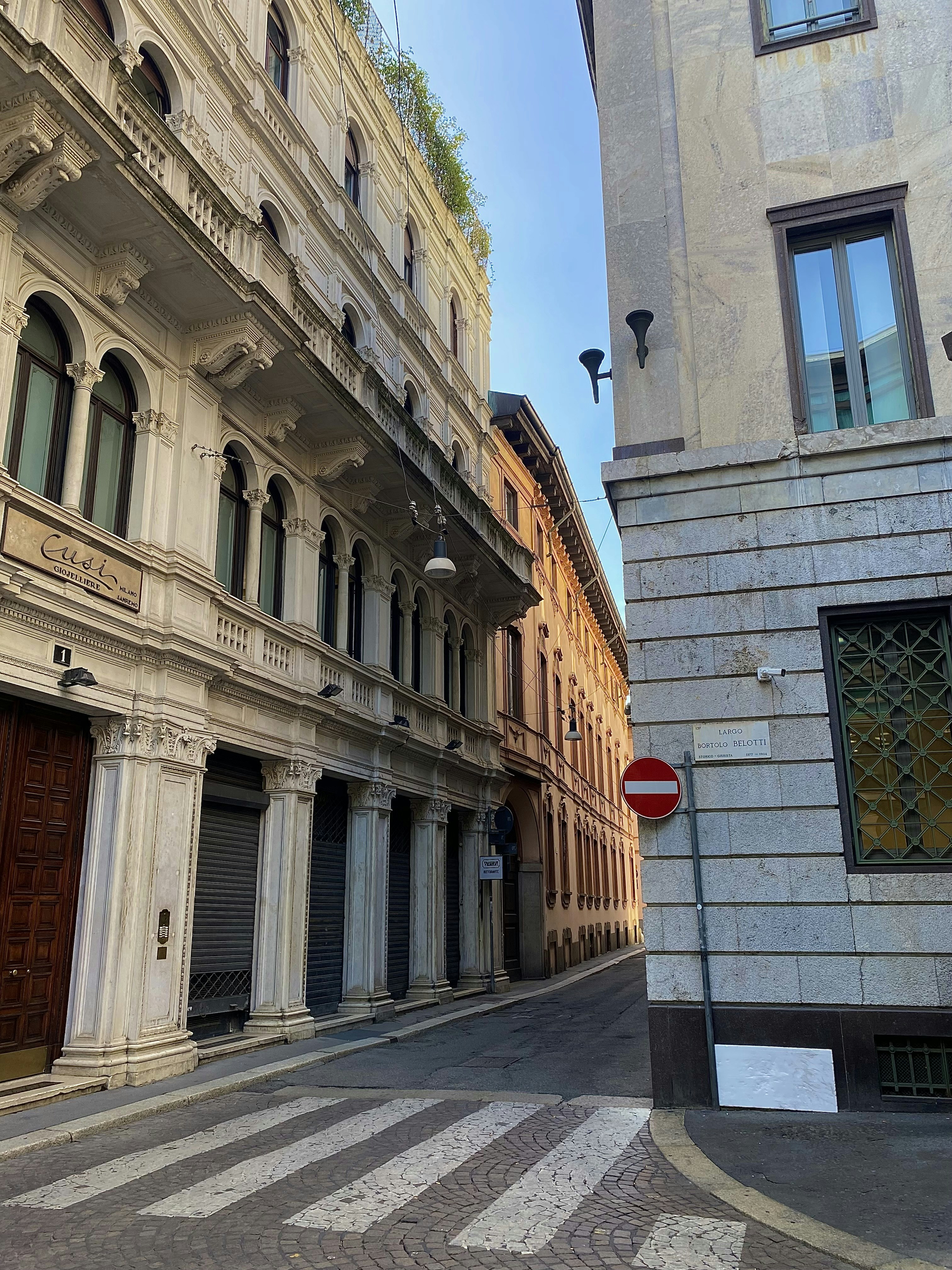 Choose from a curated selection of Italy photos. Always free on Unsplash.