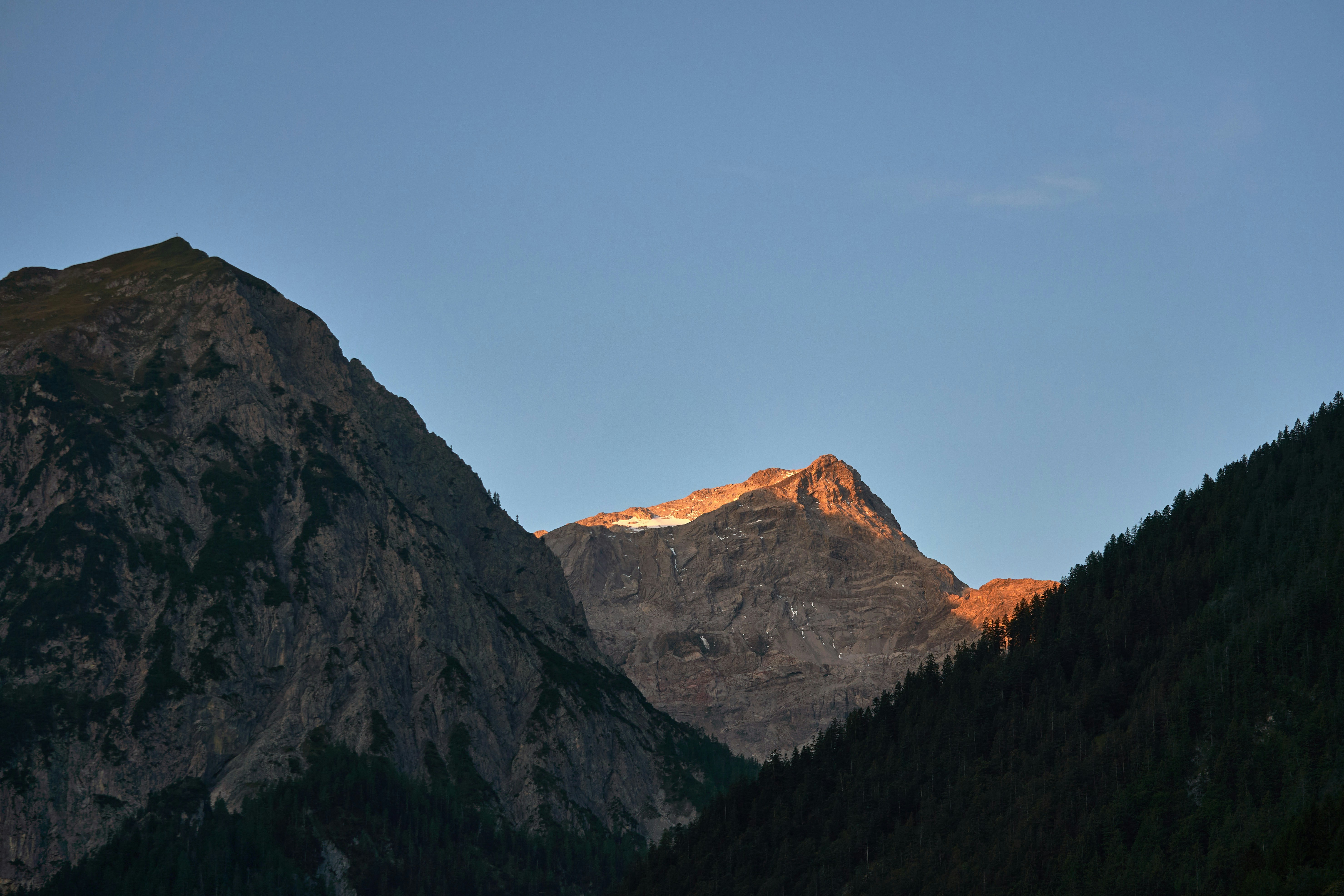 Photo by wolfgang_hasselmann