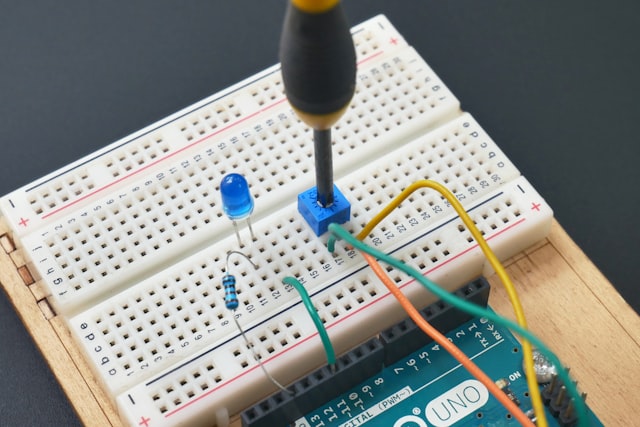 LED外露灯发光字制作的步骤是怎样的