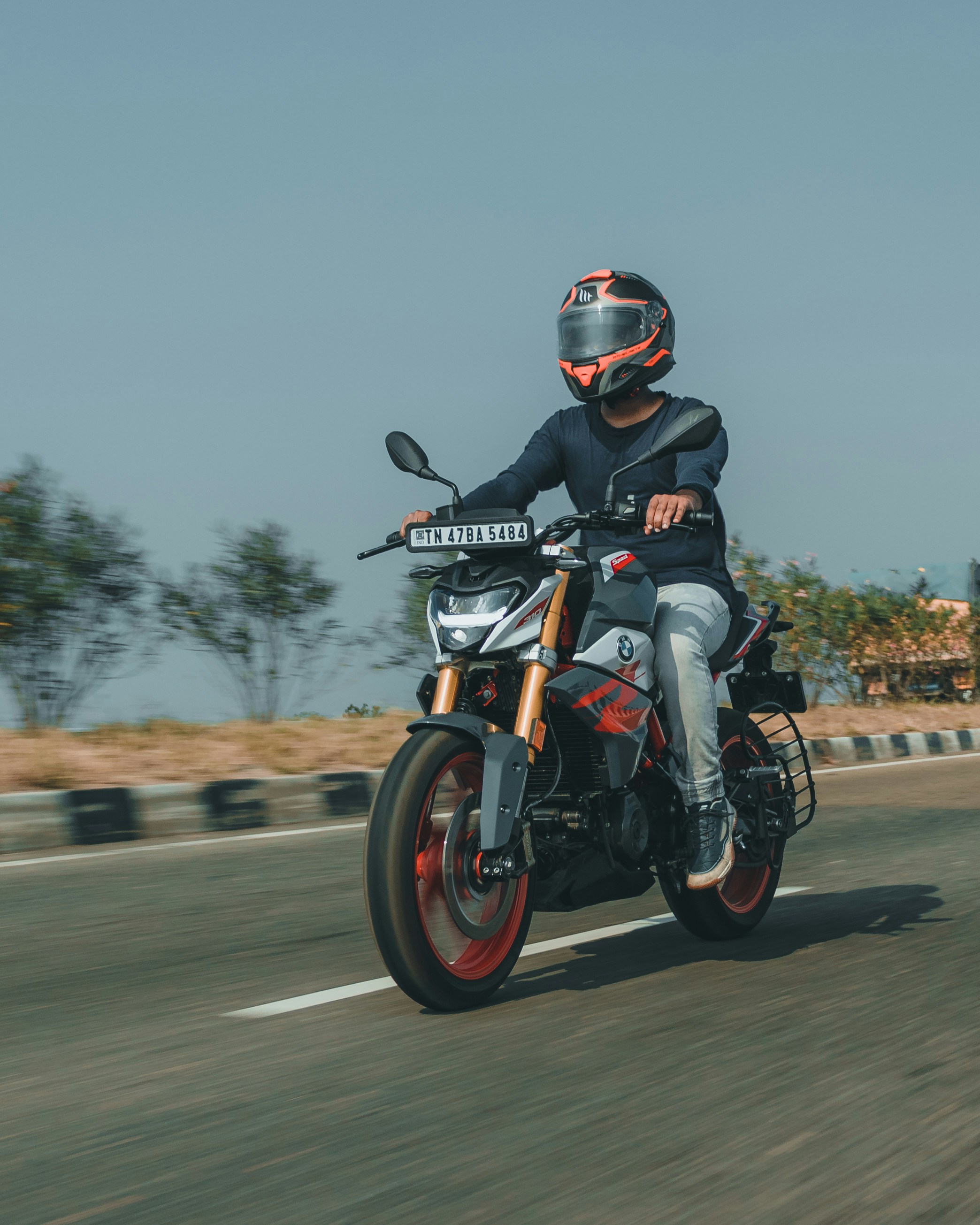 Photo by vigneshrajendran_