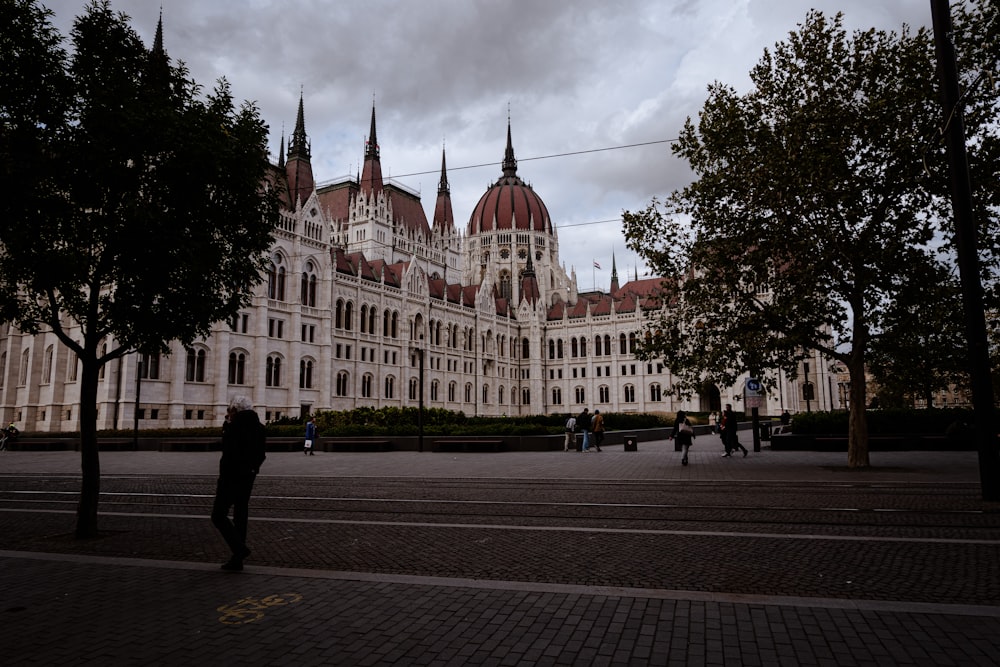 a large building with many spires on top of it