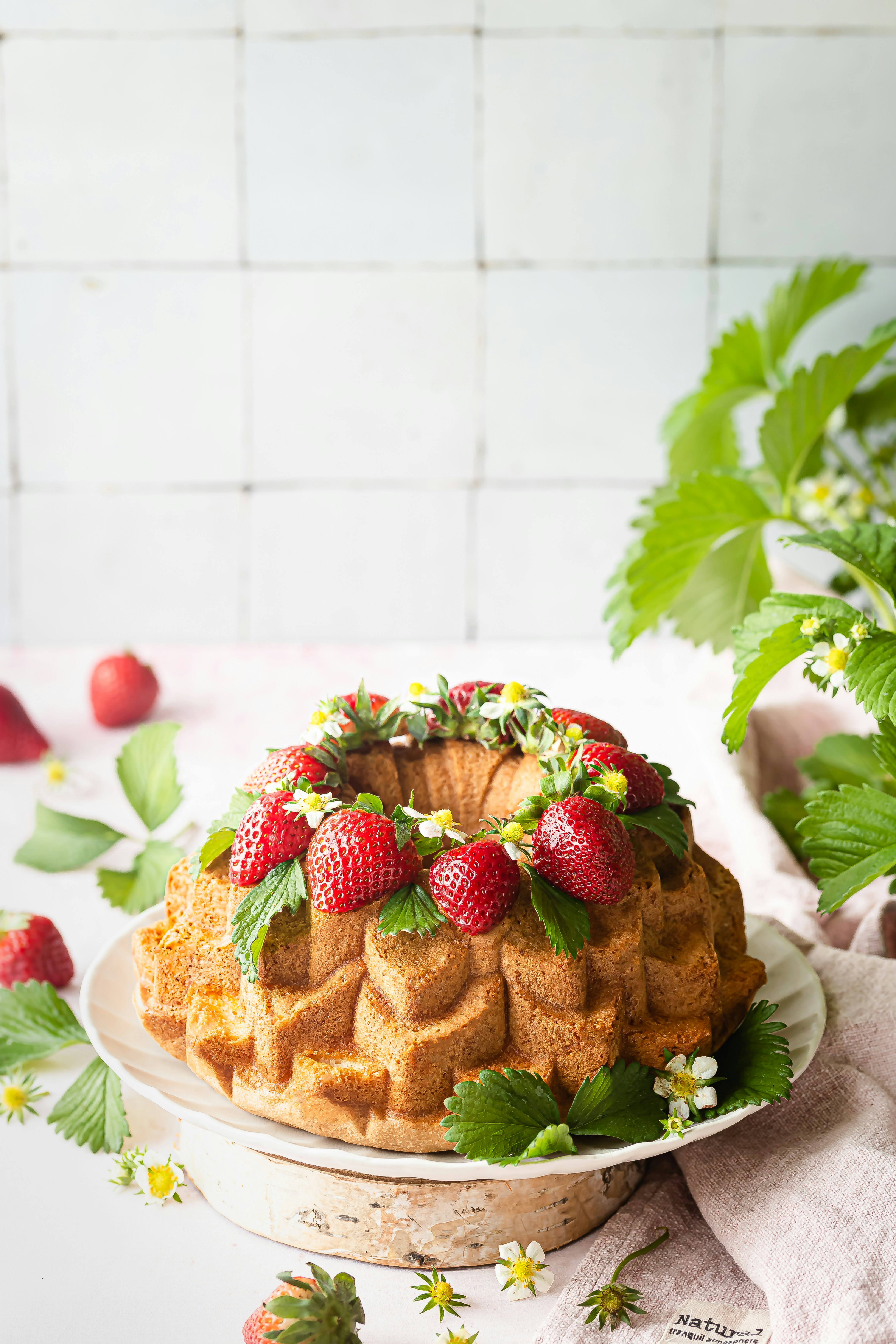 Cake post