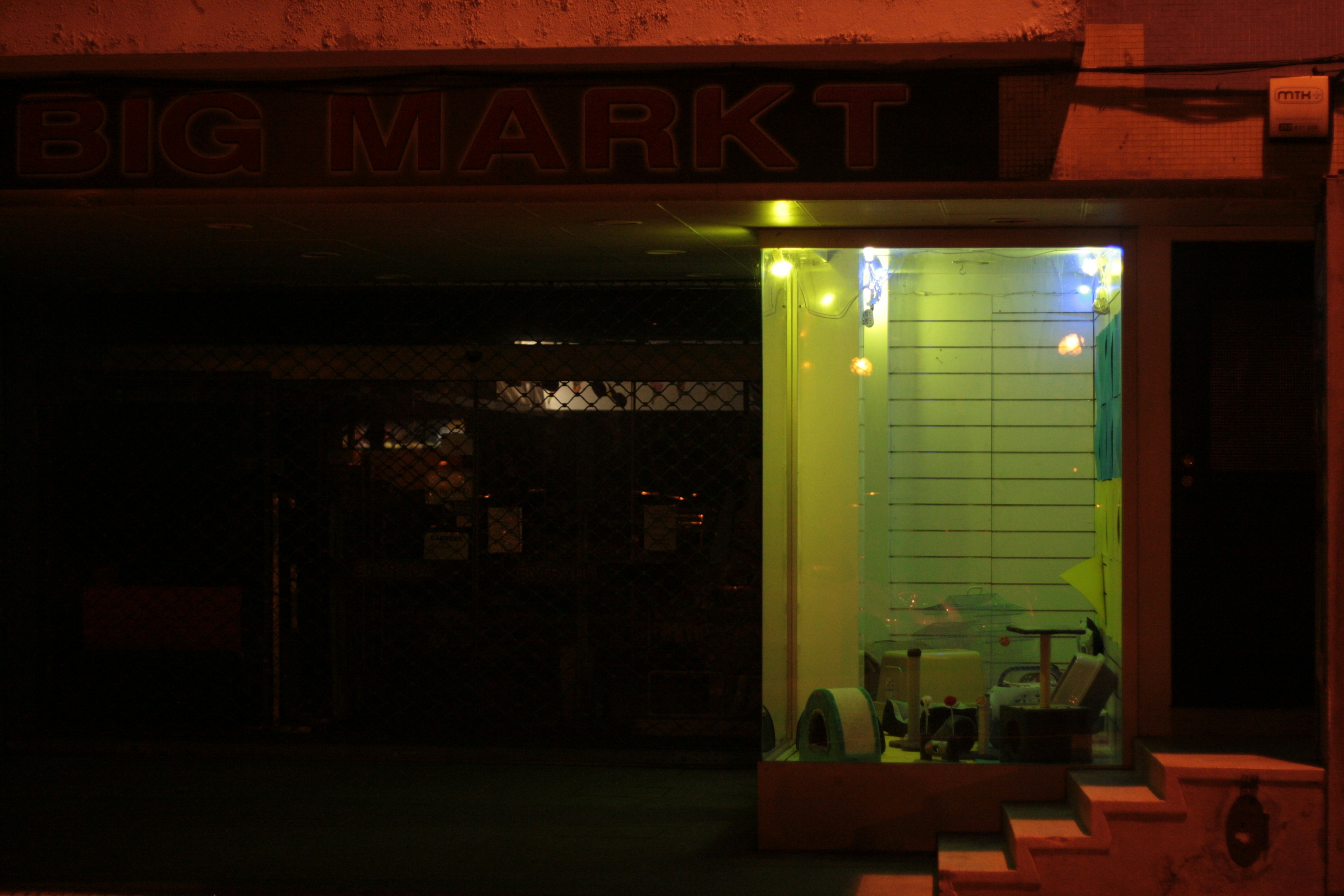 Wacca Wache Marina Restaurant Menu