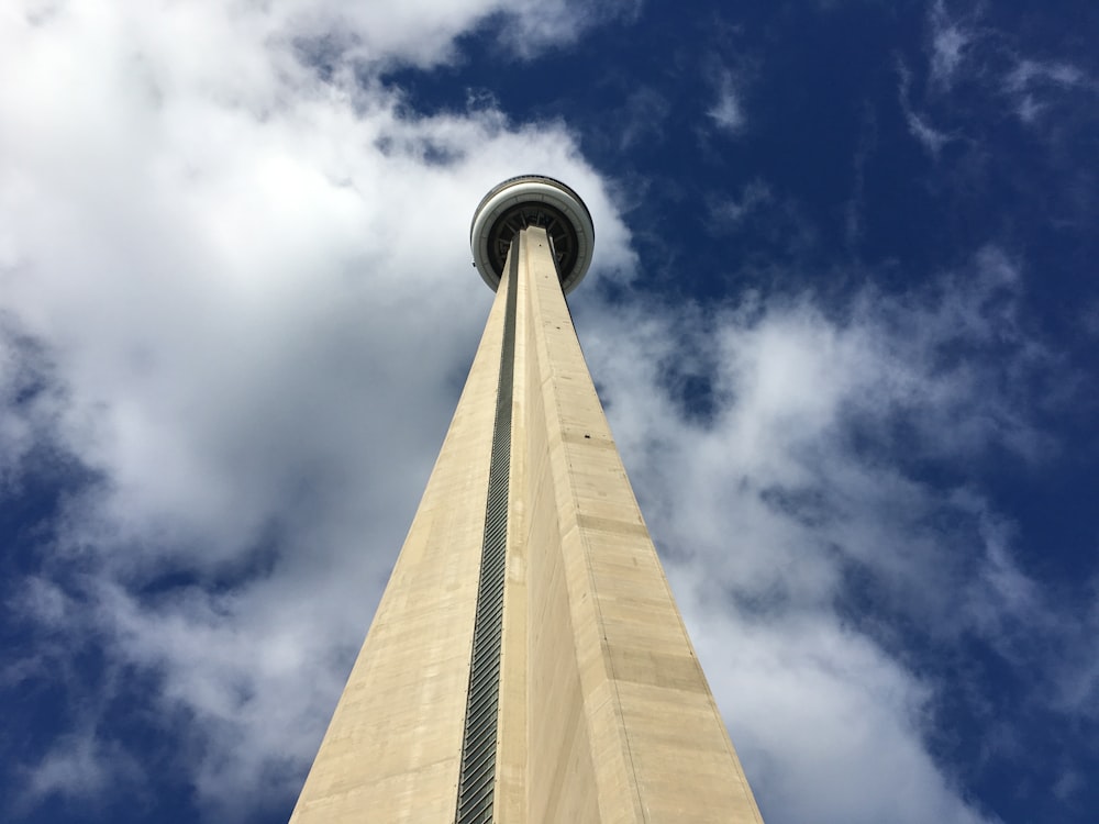 a tall tower with a sky background