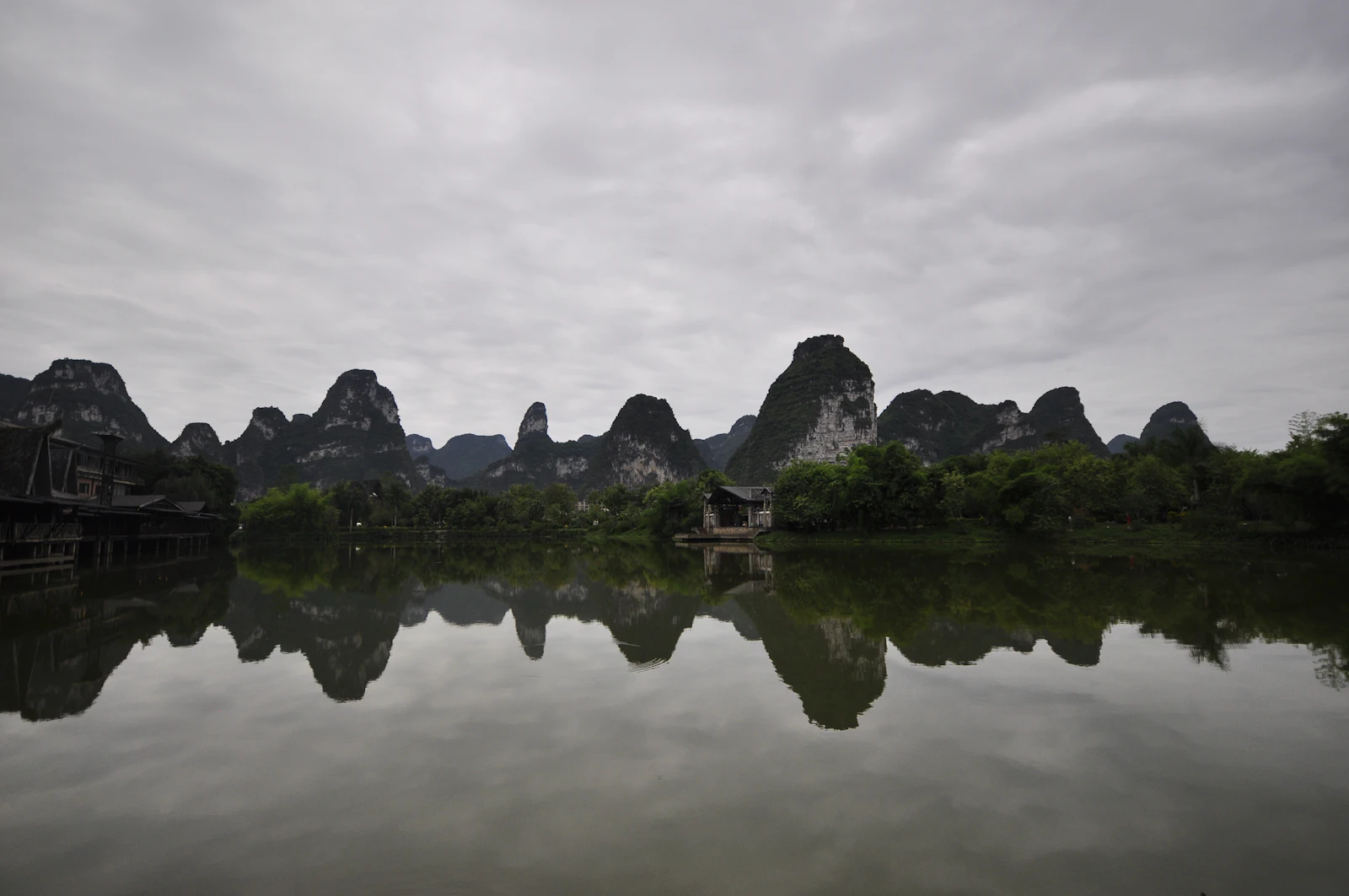Legend of AVARA, Chongzuo: A Karst-Country Resort in Guangxi