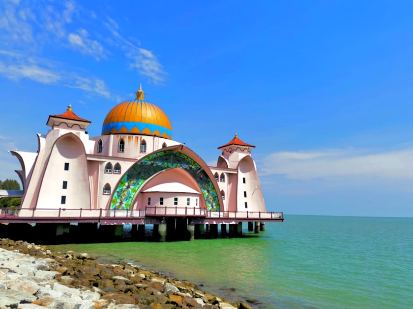 Strait of Hormuz Crisis 2026: How It Affects Your Personal Finances