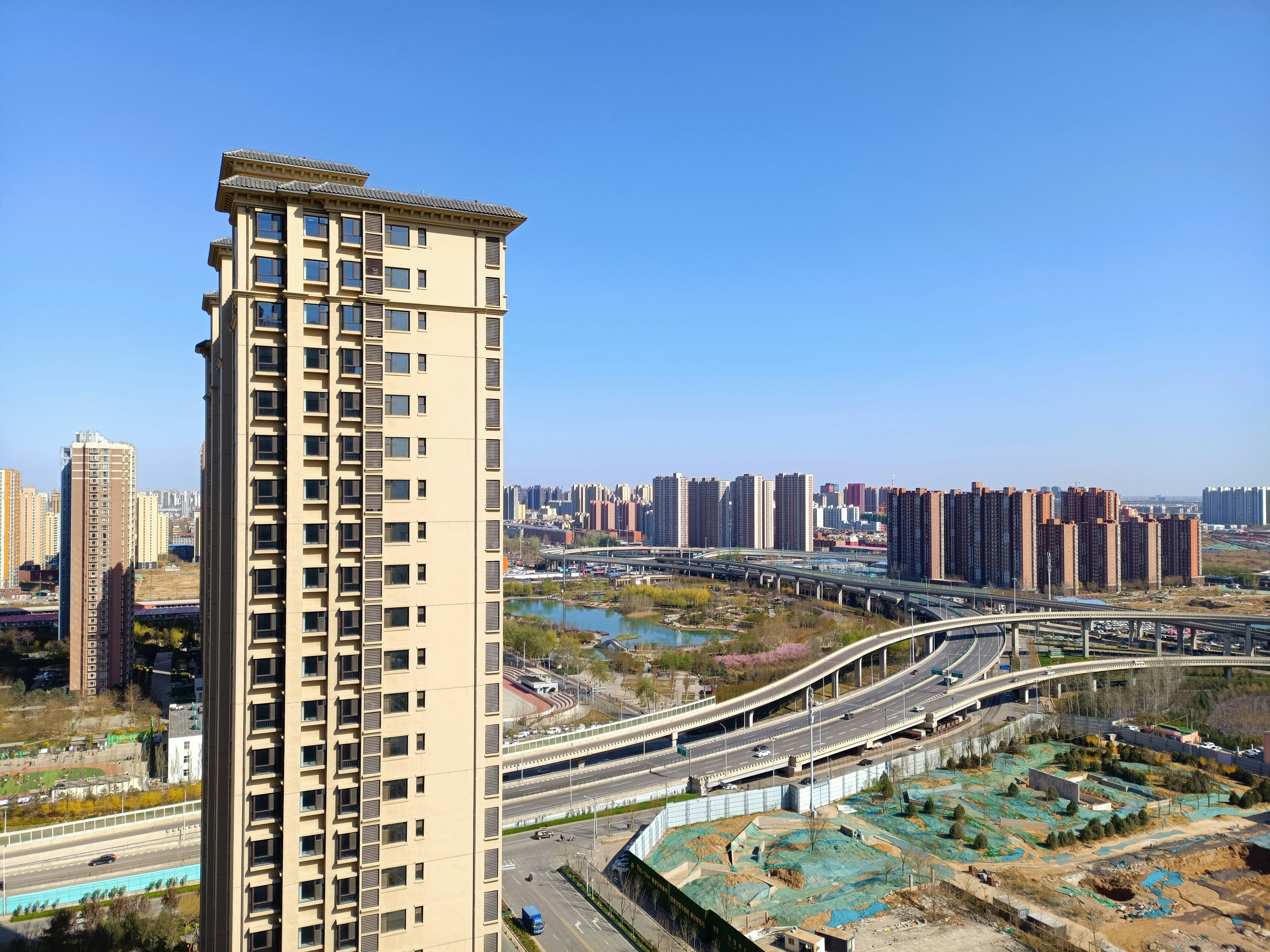 전철역 5분 거리 아파트, 가격 프리미엄은 어느 정도?