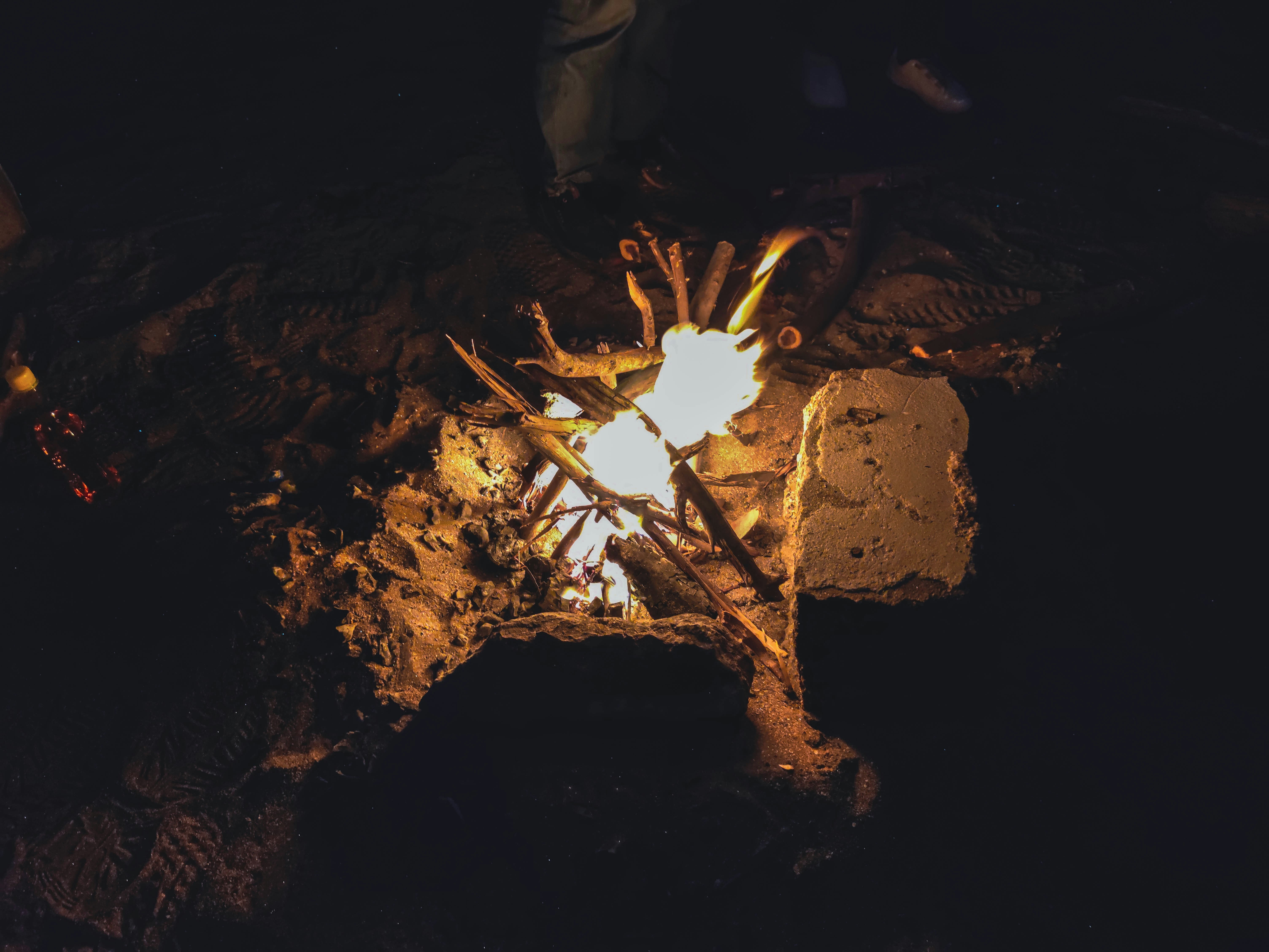 photo-1650306759311-5275544b12c4?ixid=M3wxMjA3fDB8MXxzZWFyY2h8MTV8fHB5cm8lMjBkcHMlMjBidWlsZHxlbnwwfHx8fDE3NjMxMTE4Mzl8MA\u0026ixlib=rb-4.1.0