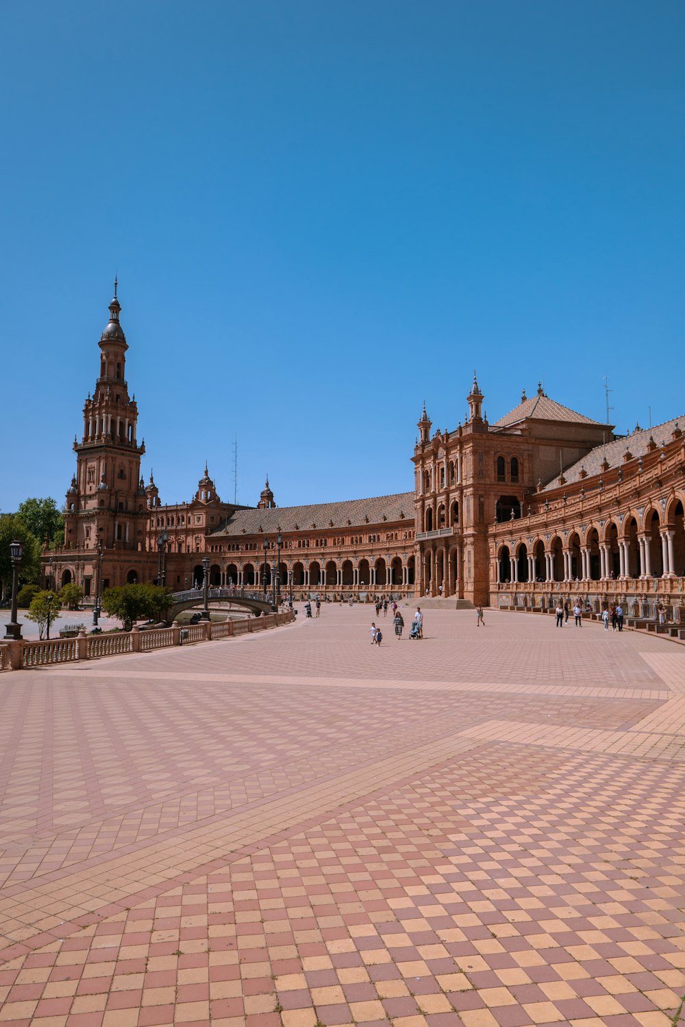 a large building with a clock tower in the middle of it