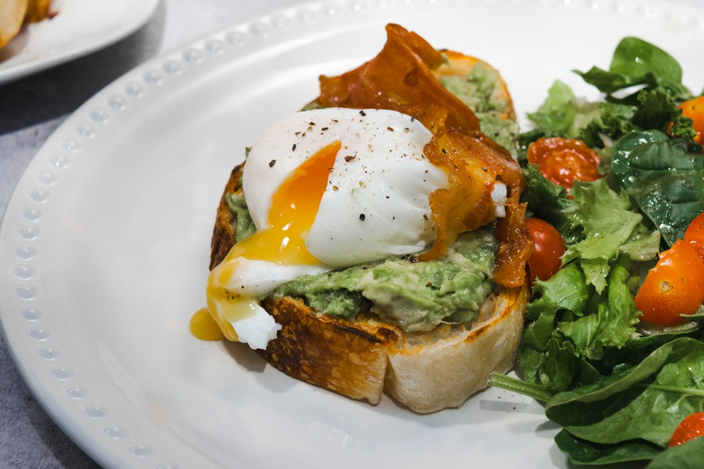 Avocado Egg Toast