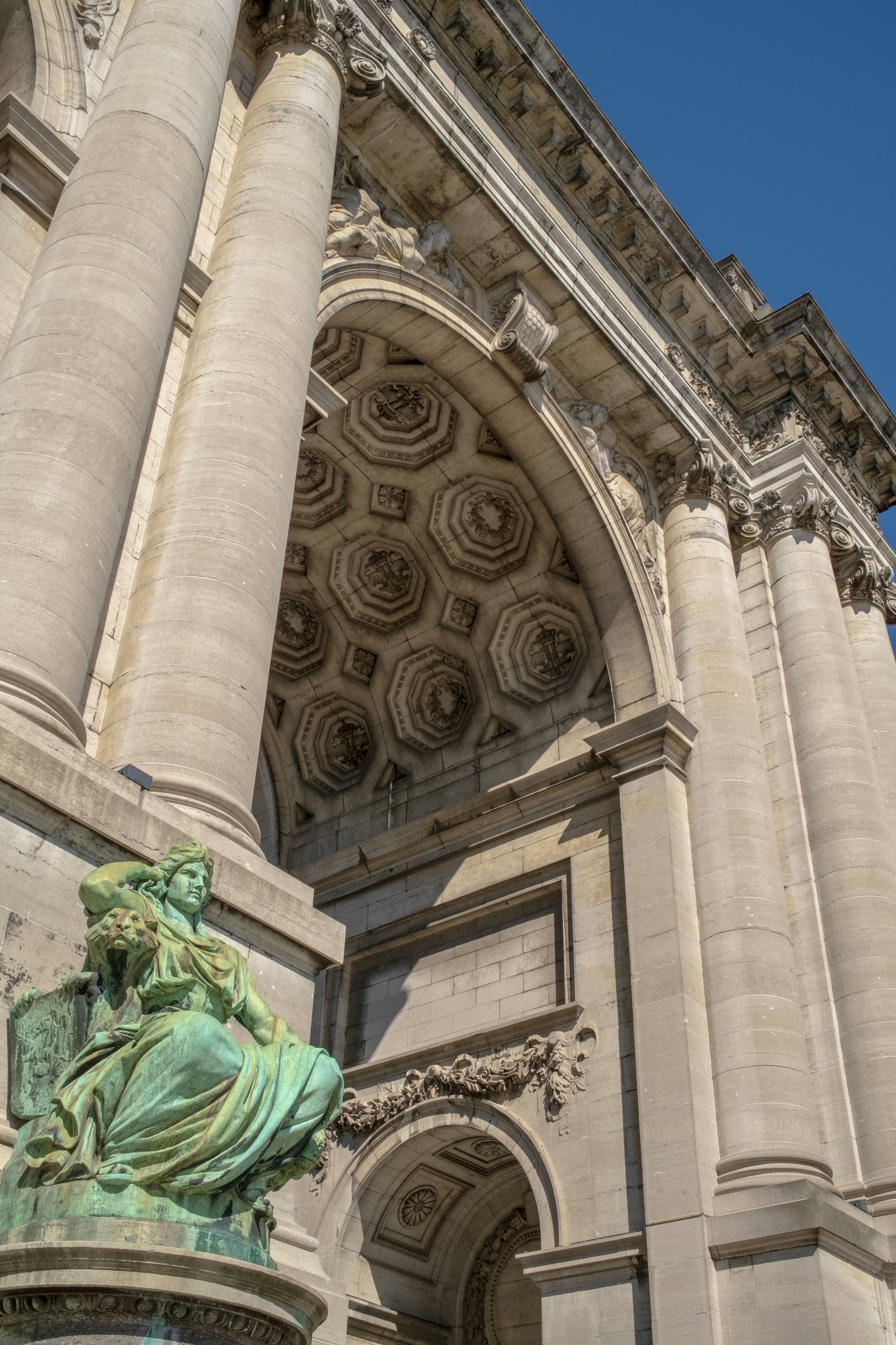 Photo by alxndr_london