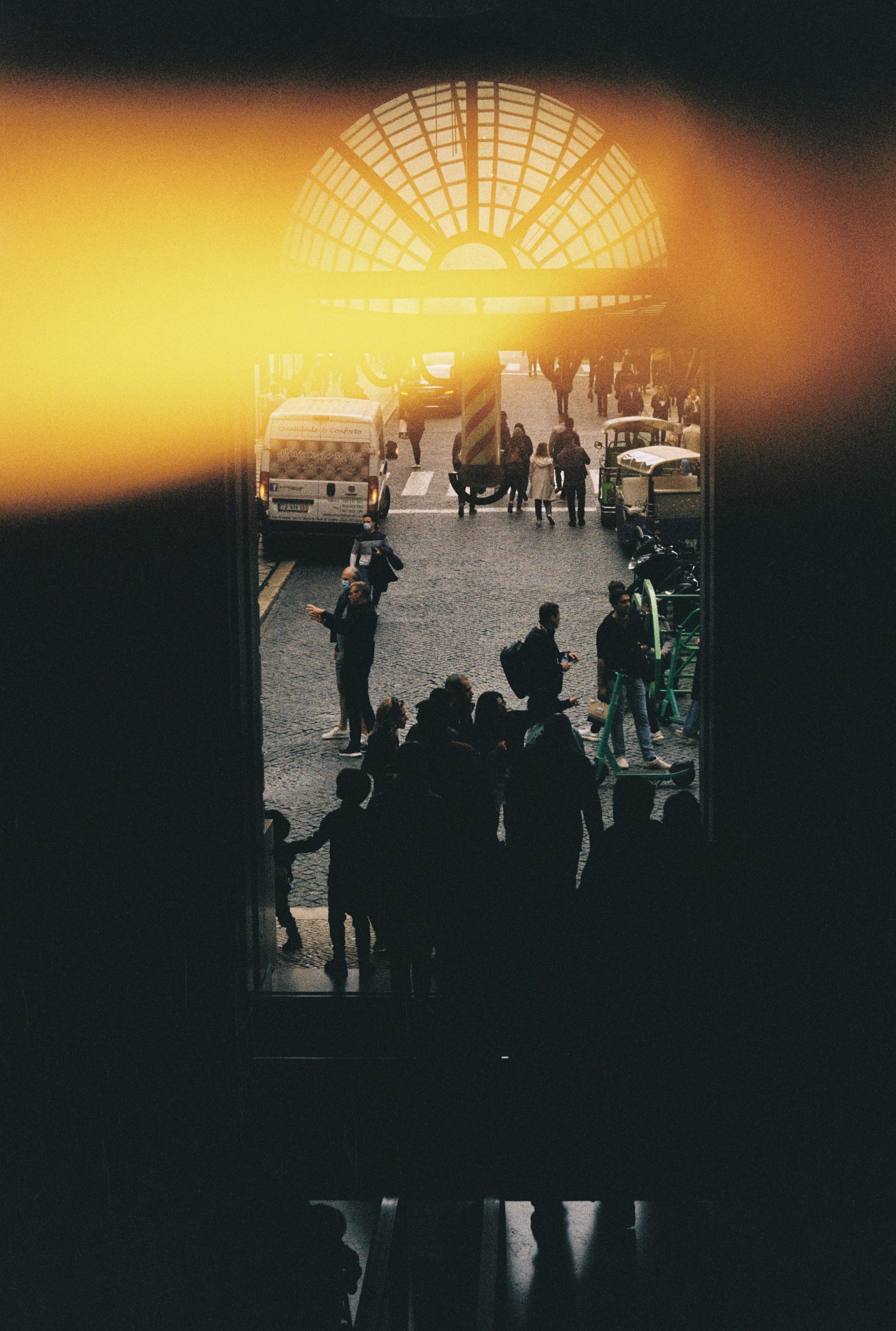 Photo by lucasfdst
