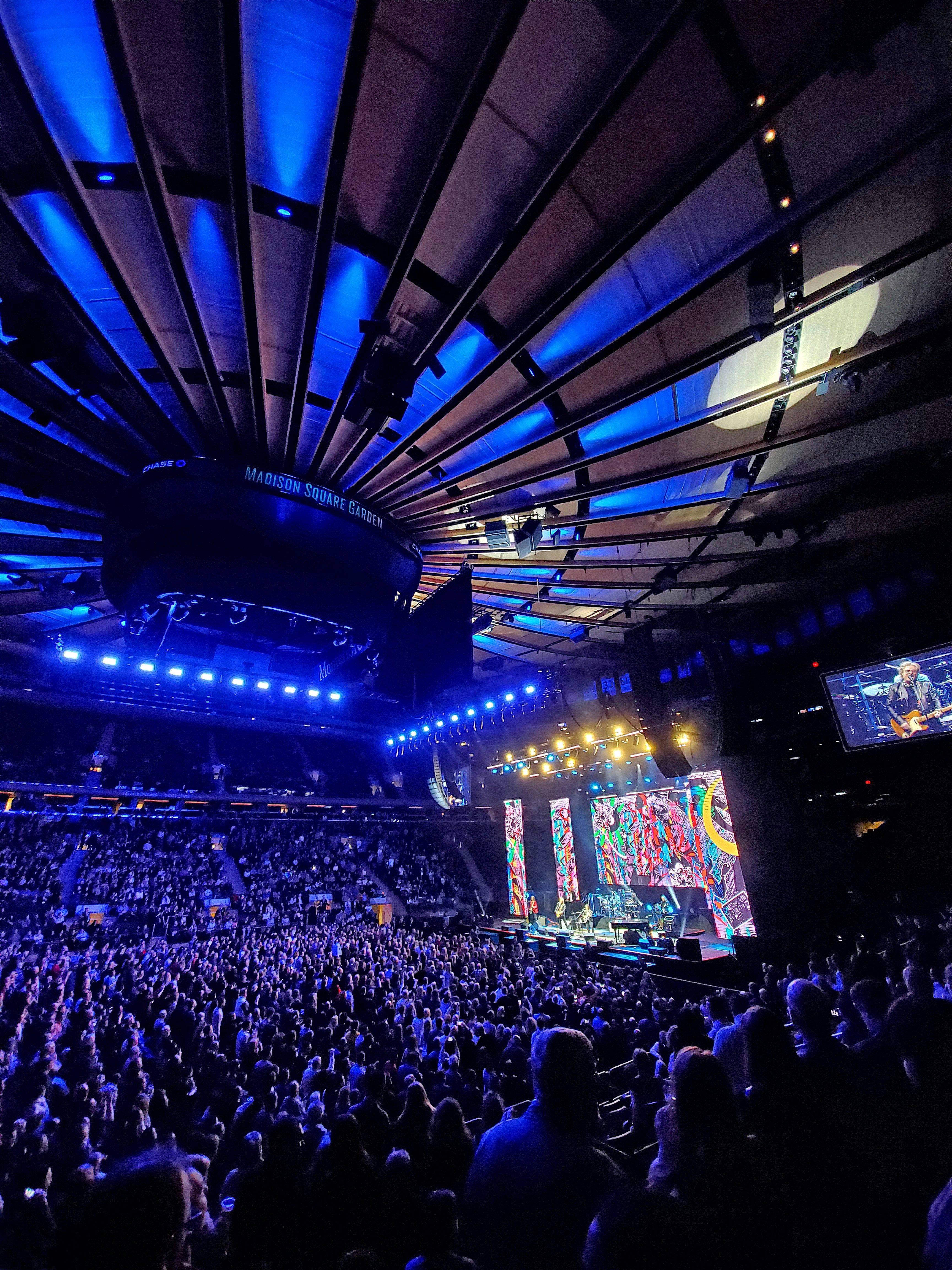 Soprano's Spectacular Freedom Tour at Accor Arena: A December to Remember in Paris