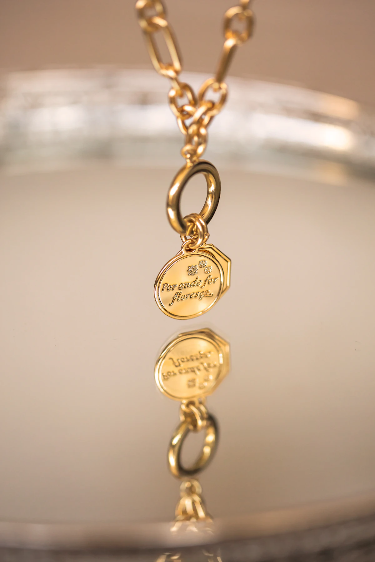 How to Build a Minimal Jewelry Stack