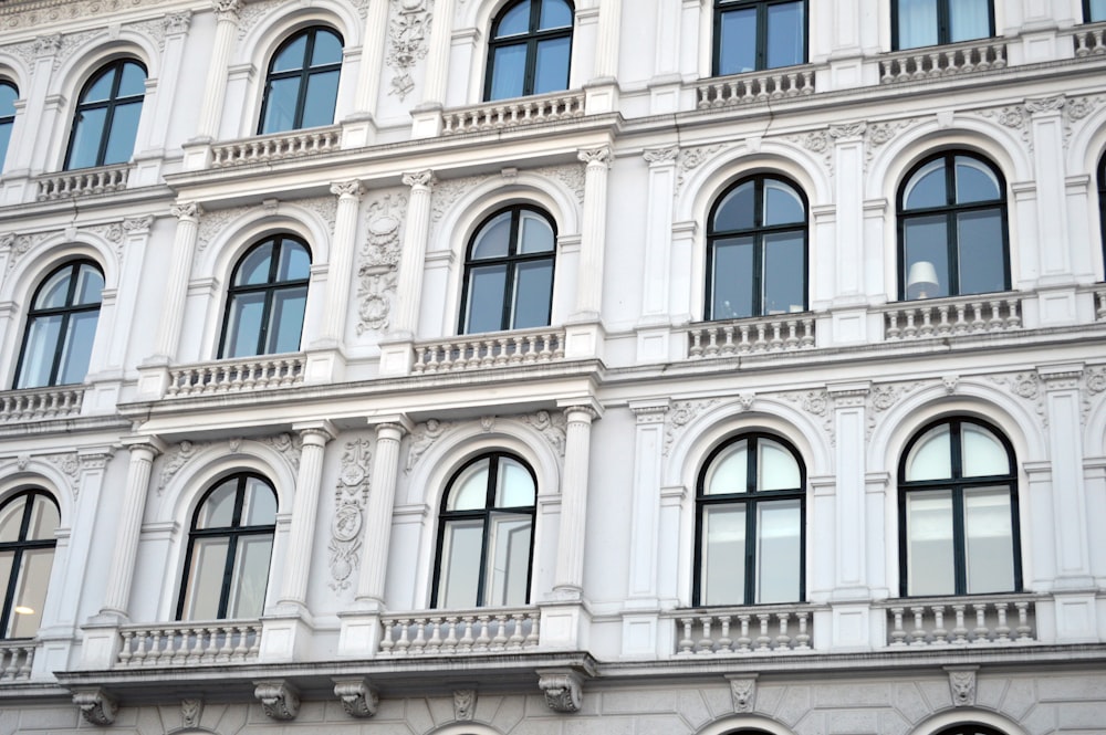 a large white building with lots of windows