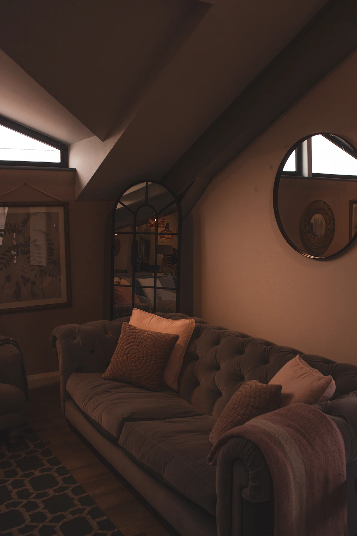 Intérieur chaleureux d'une location saisonnière à Marrakech