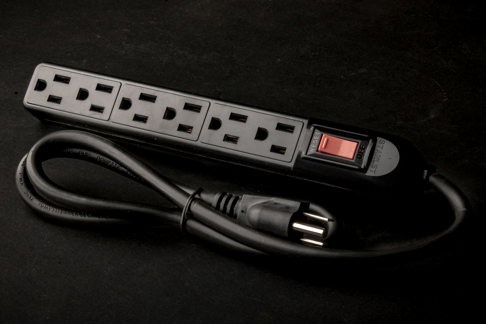 Surge Protector vs Power Strip: What's the Difference and Which Do You Actually Need?