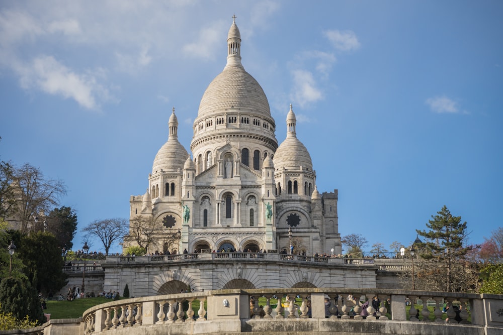 a large building with a dome on top of it