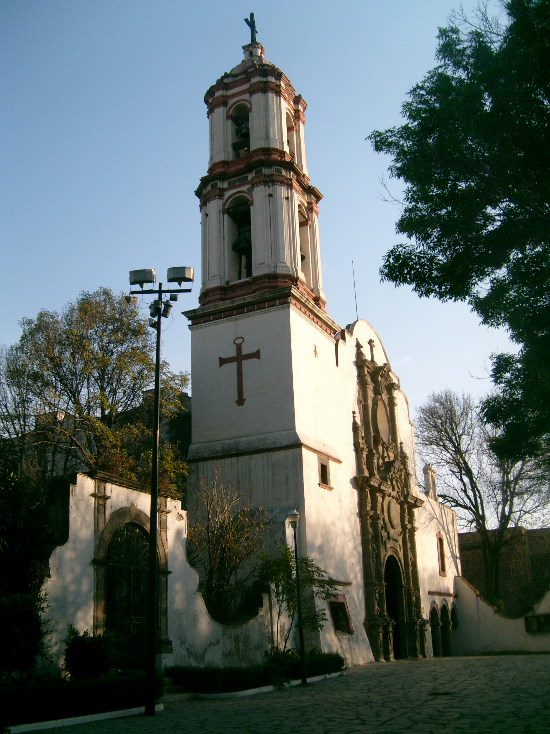 Parroquia y exconvento de San Felipe y Santiago Apóstoles