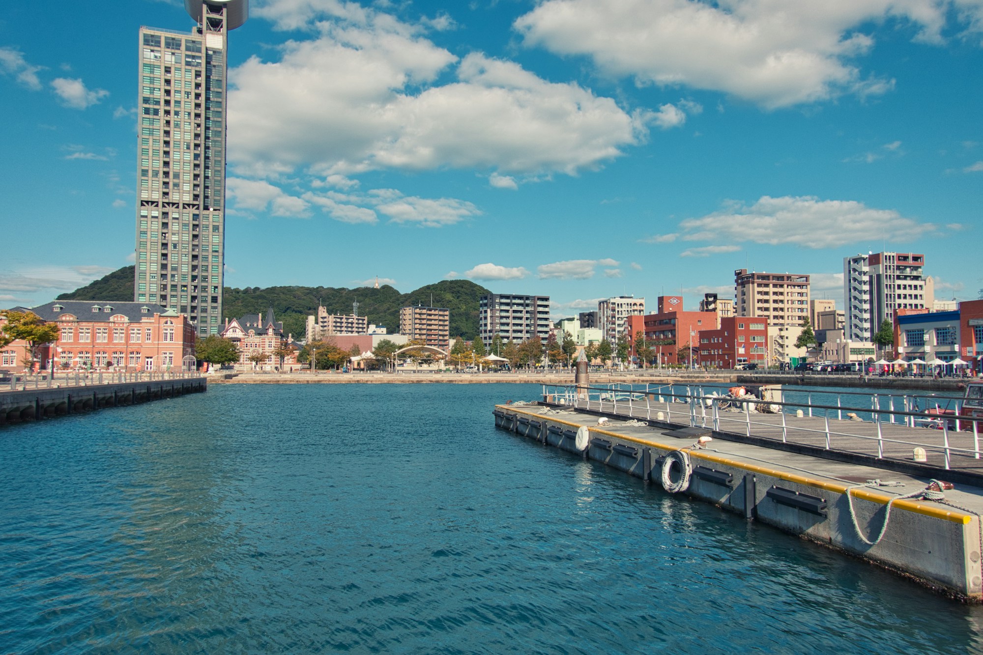 Exploring Kitakyushu's Authentic Cuisine: Local Dishes, Restaurants & Recipes
