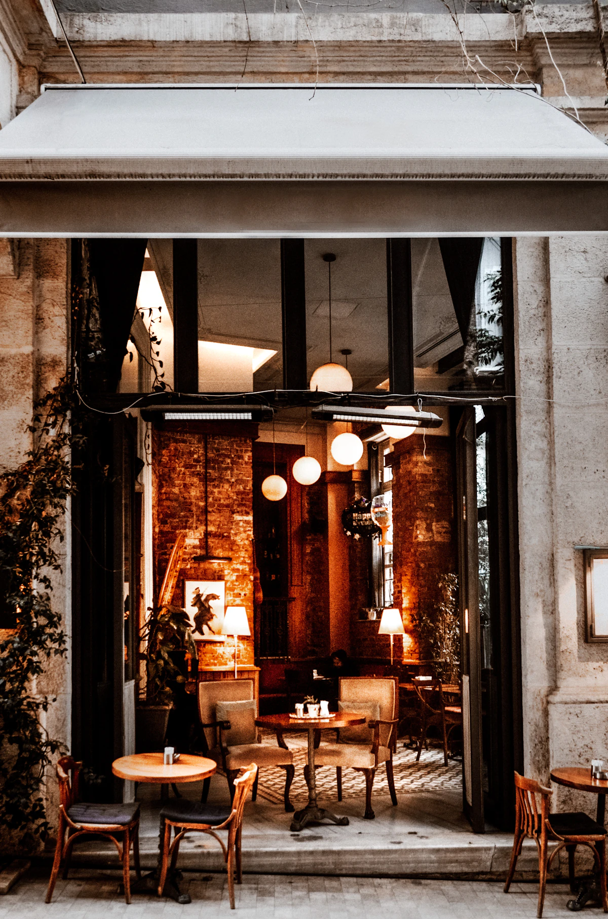 Café tables in Cihangir