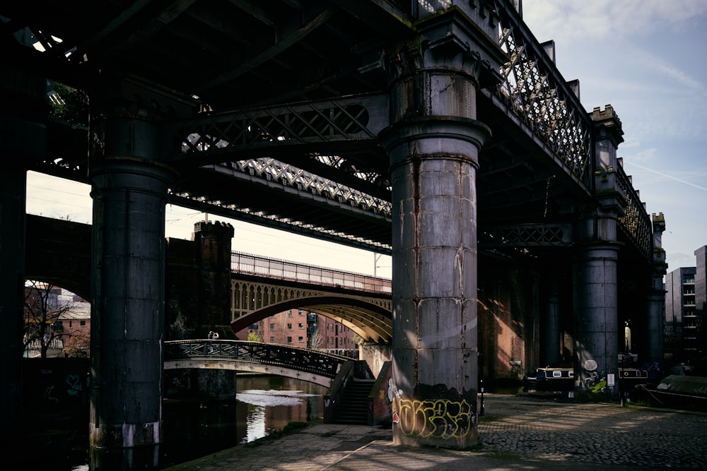 a bridge with pillars