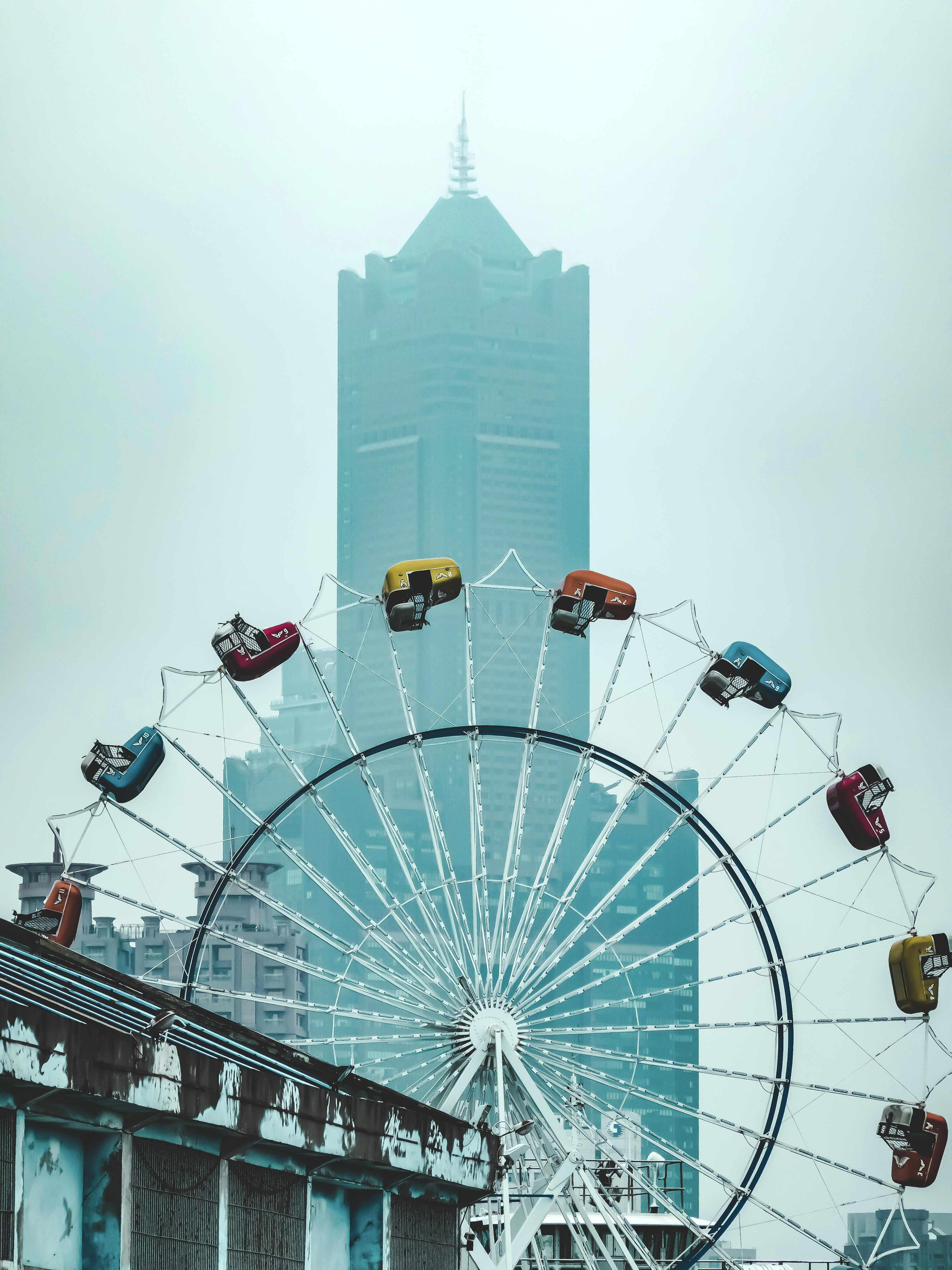 Kaohsiung Eye Ferris Wheel photo 3
