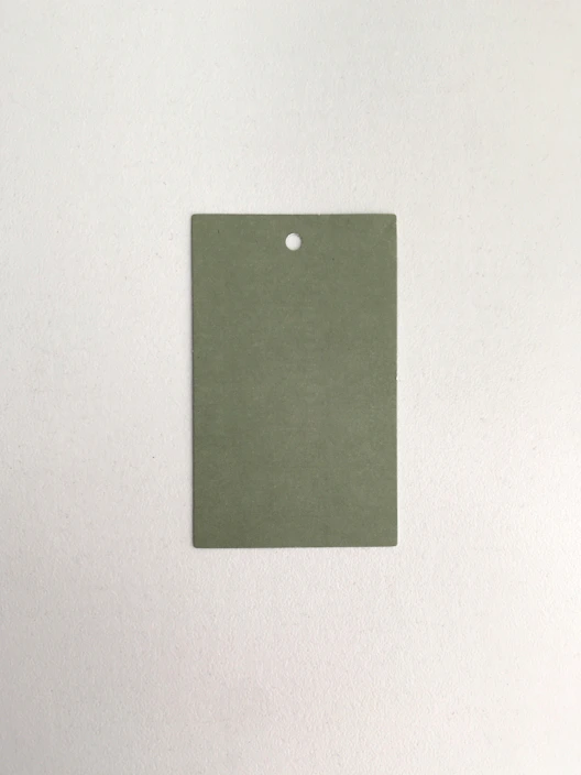Close-up of a green-accented minimalist fitness card with rounded edges and clean white background.