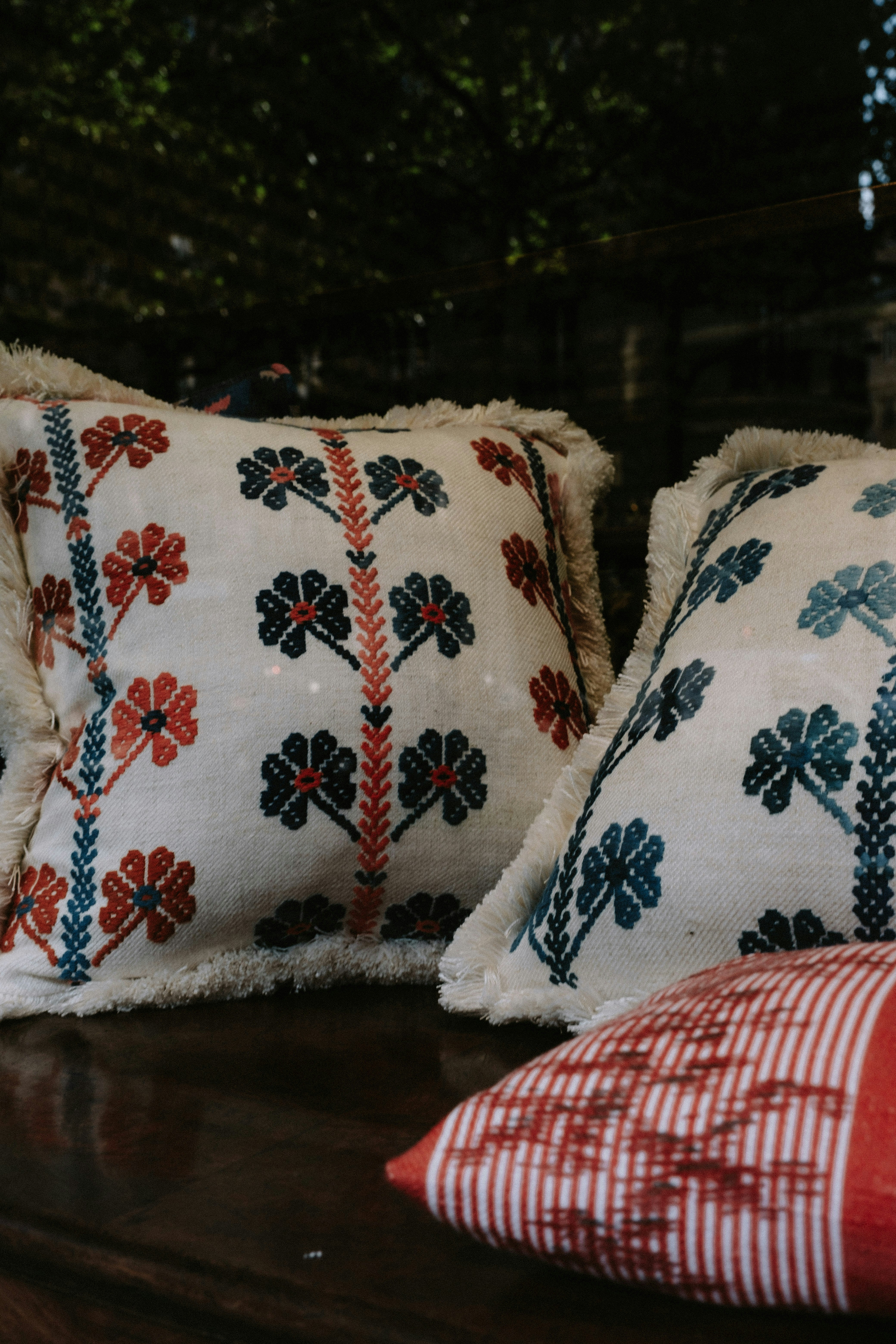 Luxurious Bedding Sets & Protectors