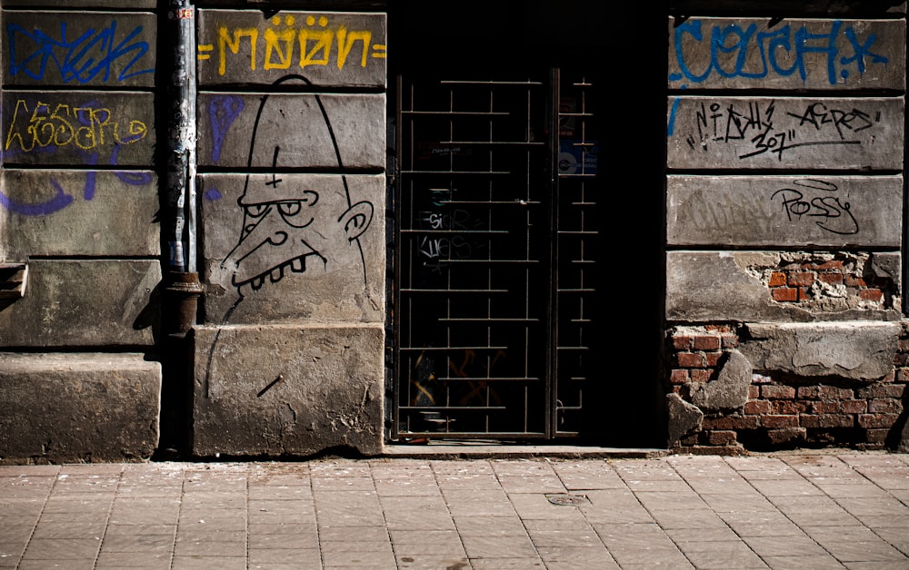 a building with graffiti on it