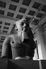Statue de ramses musée du Caire avec paseo tours
