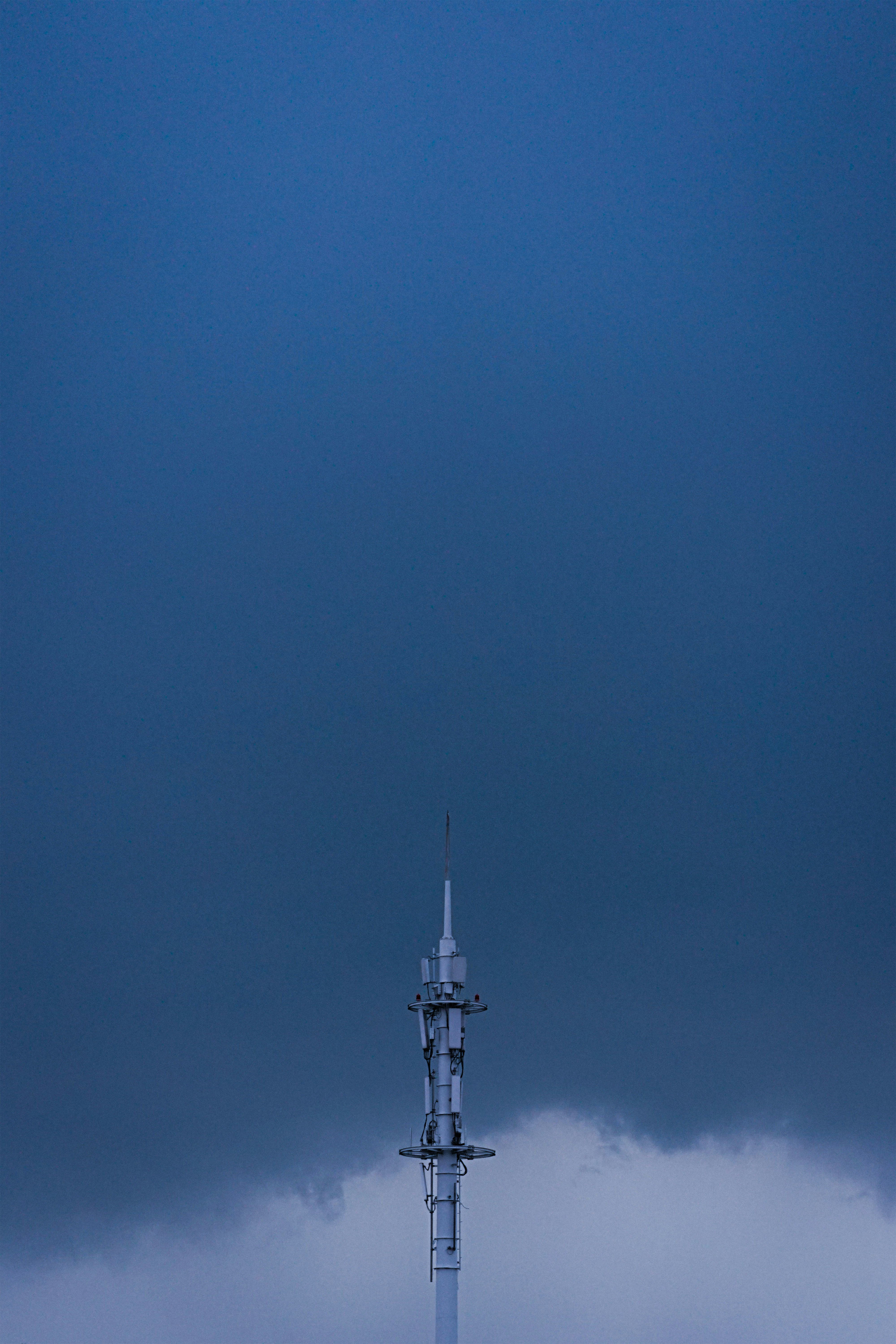 a tall tower with a blue sky