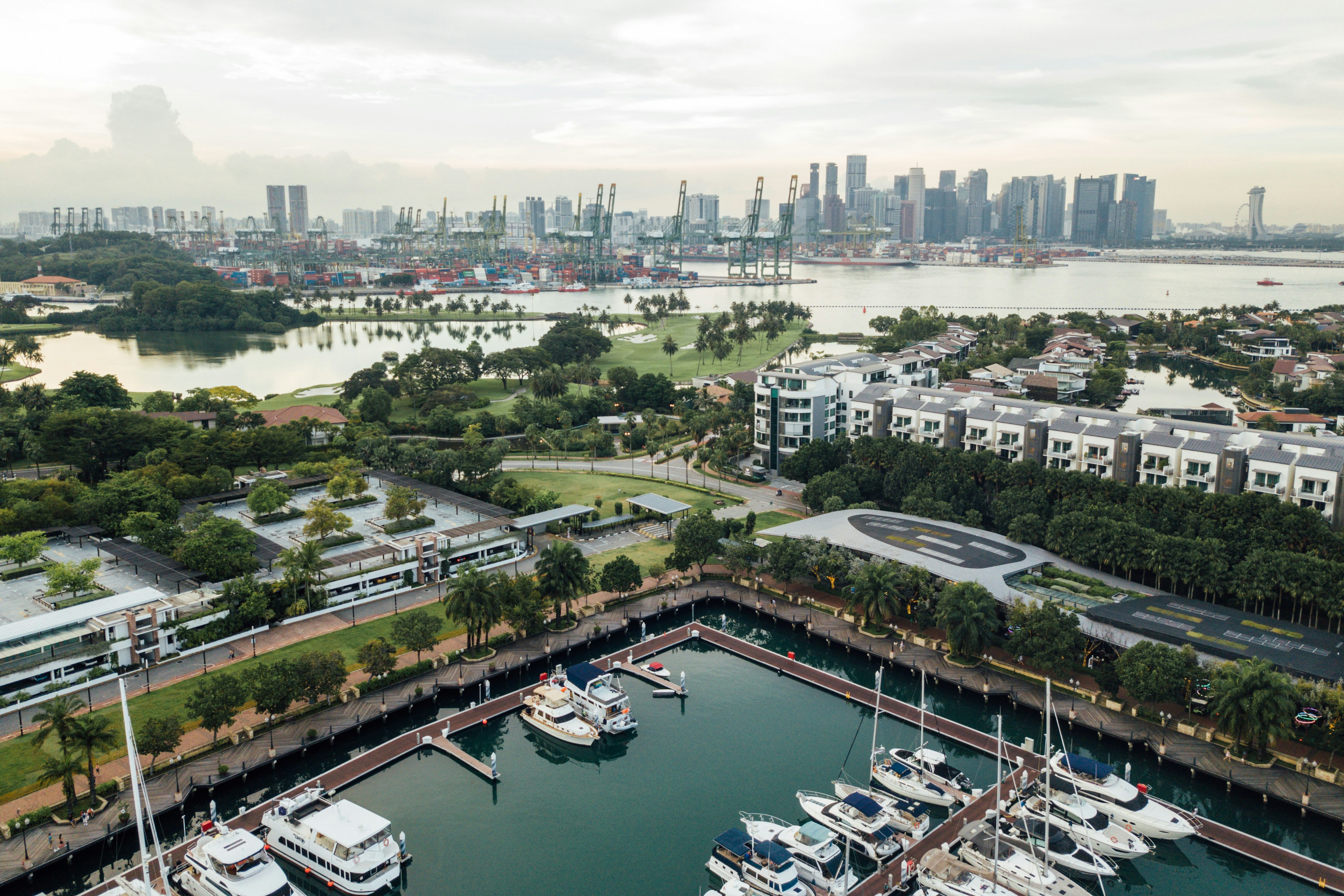 Photo by chuttersnap