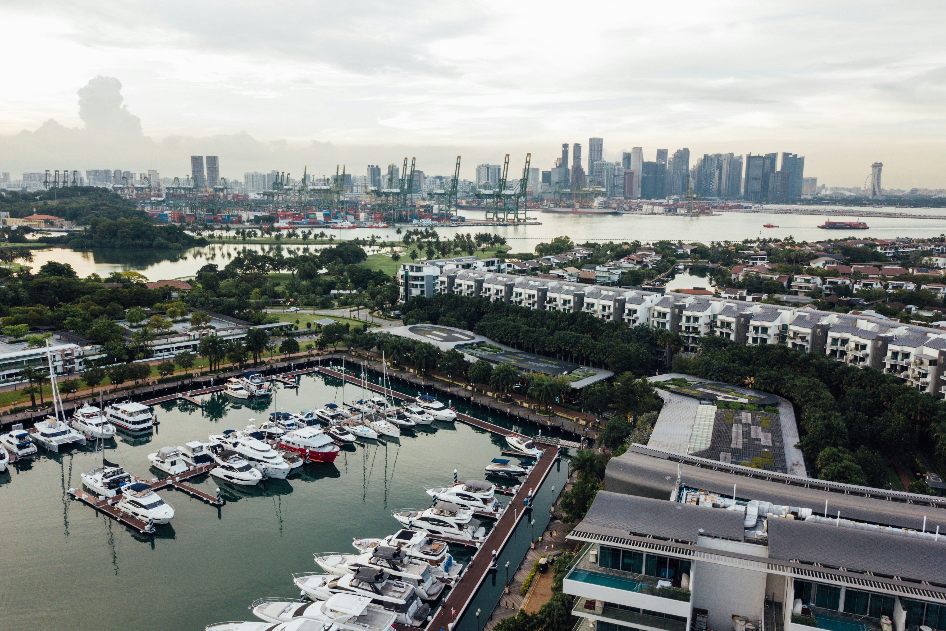 Photo by chuttersnap