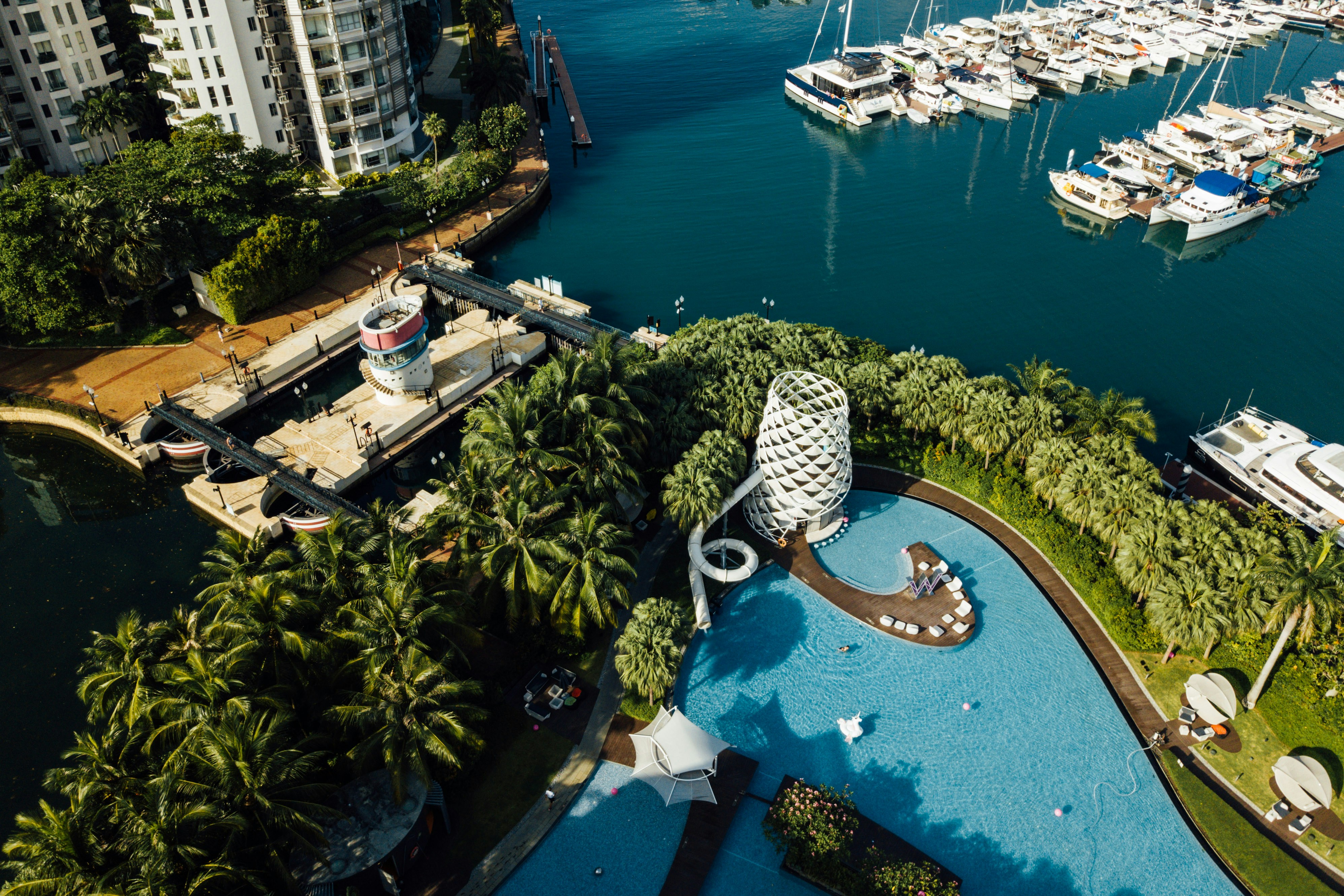 Photo by chuttersnap