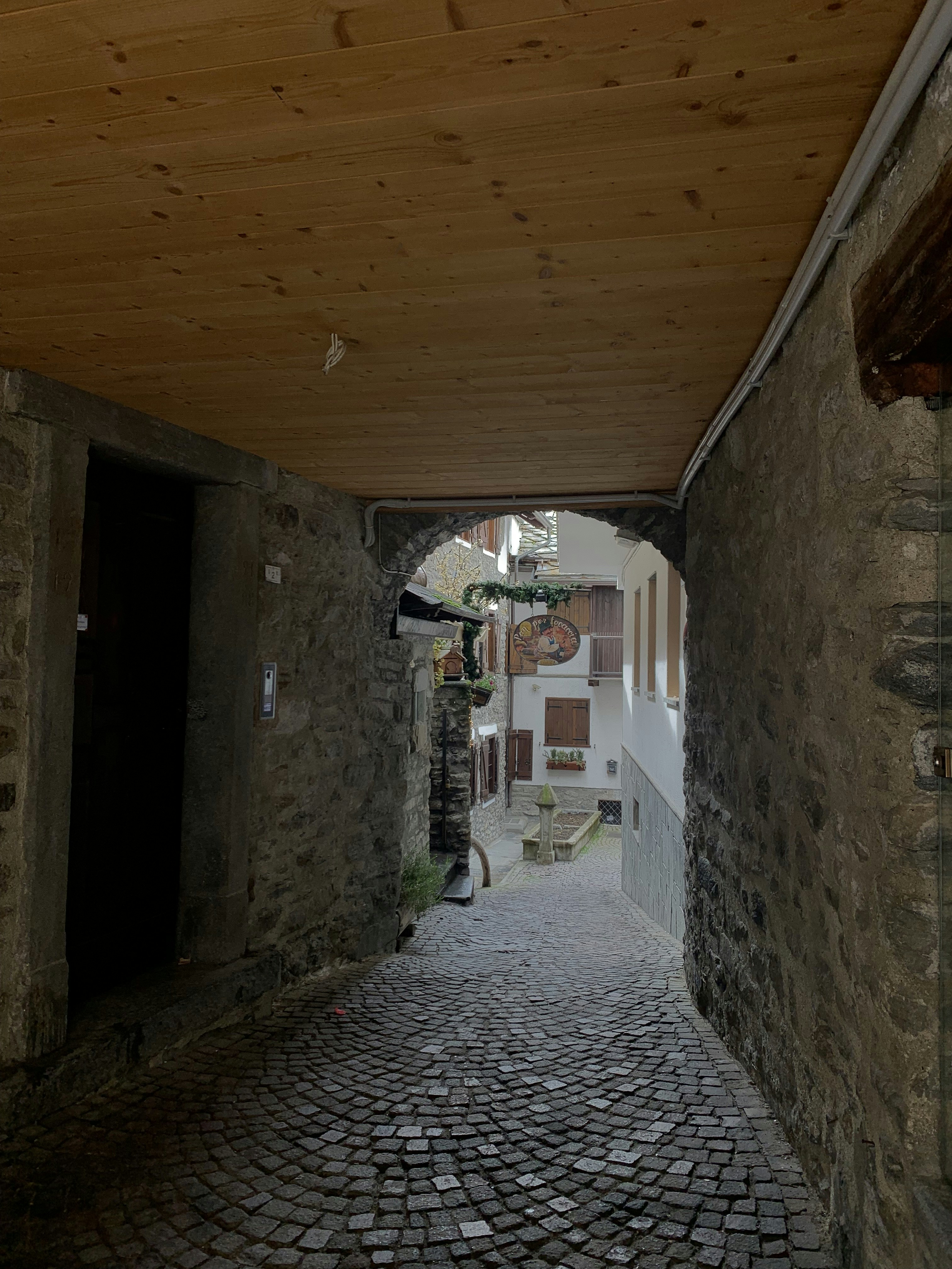 Photo by justcallmeev