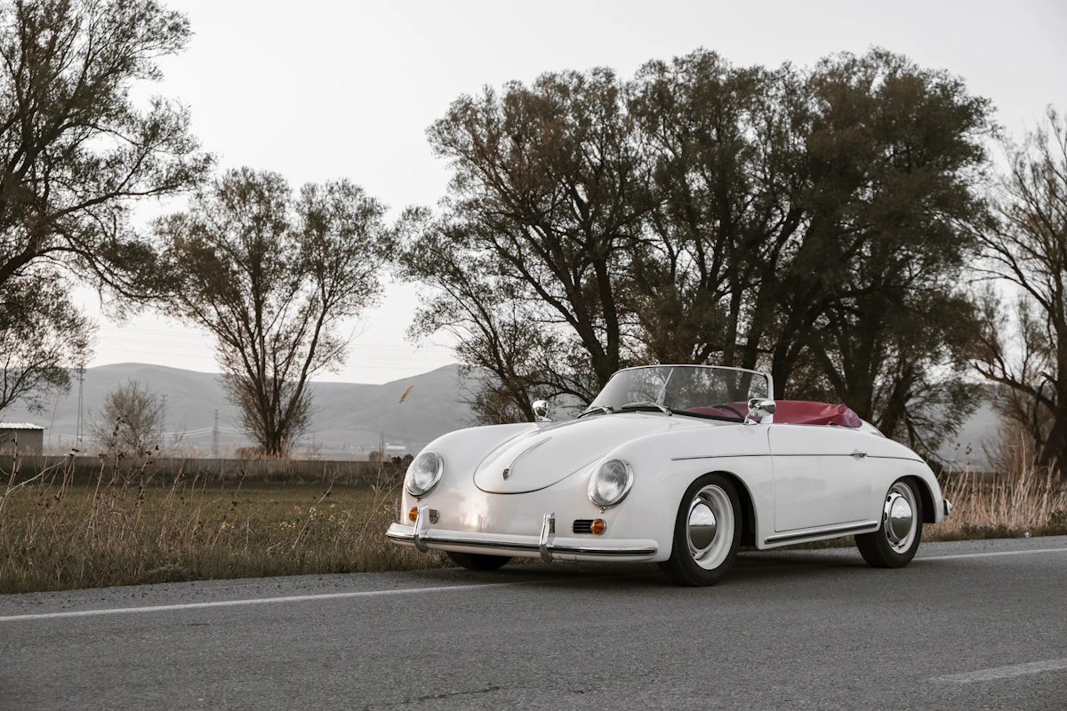 Porsche 911 cabriolet, une journée sur les corniches