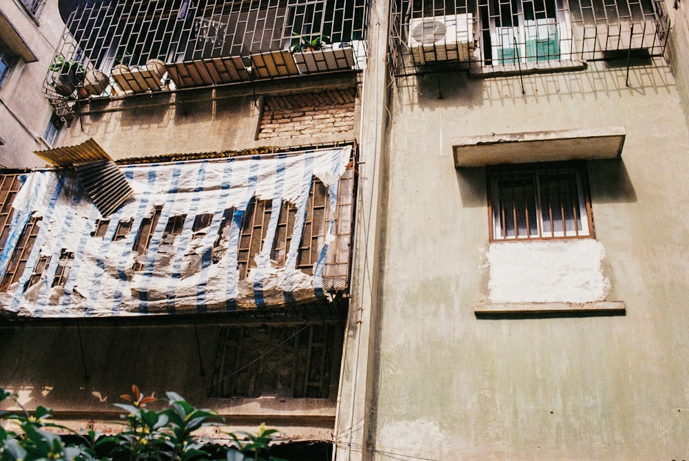 a building with a broken window