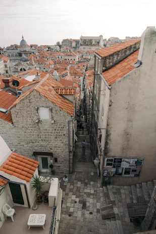 A scenic view of Planaltina's historic center with old buildings and cobblestone streets.