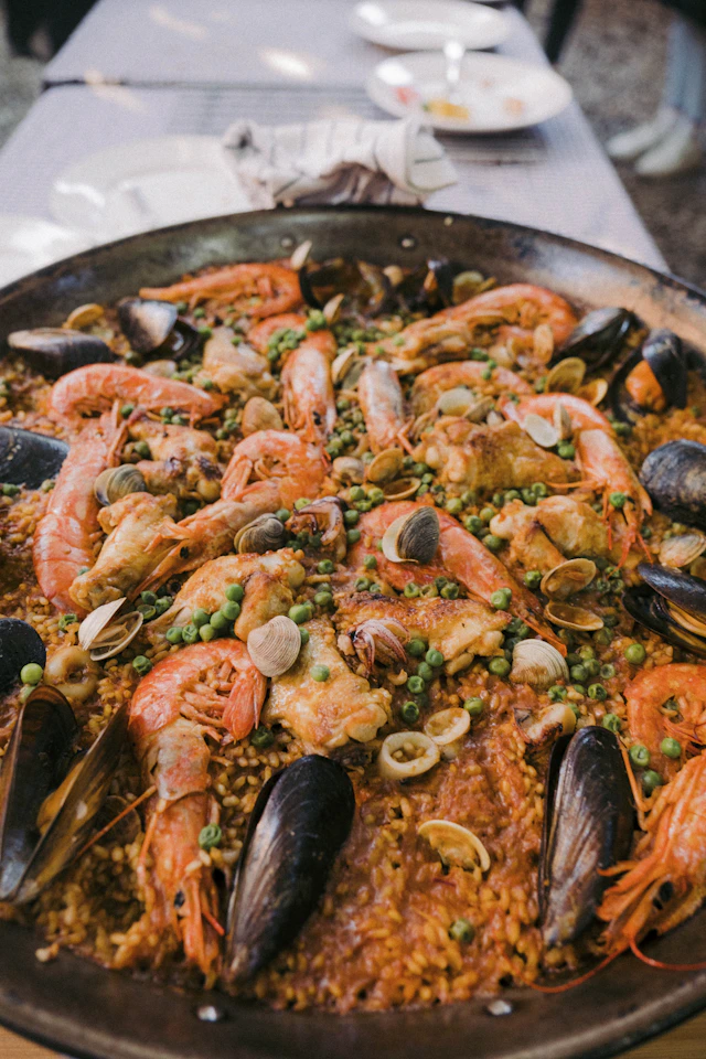 Paella de carne