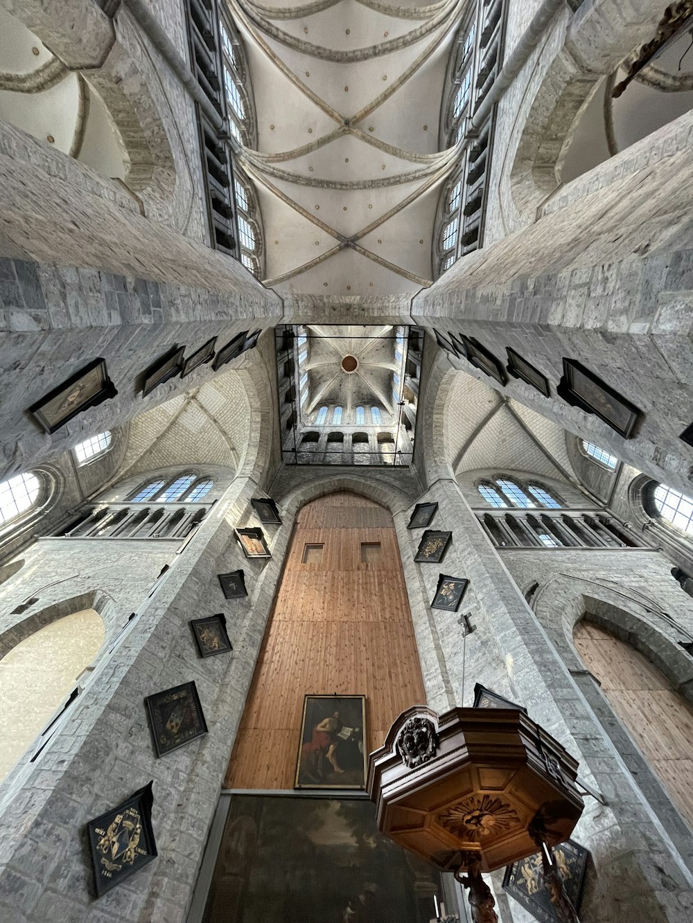 a building with a large arched ceiling