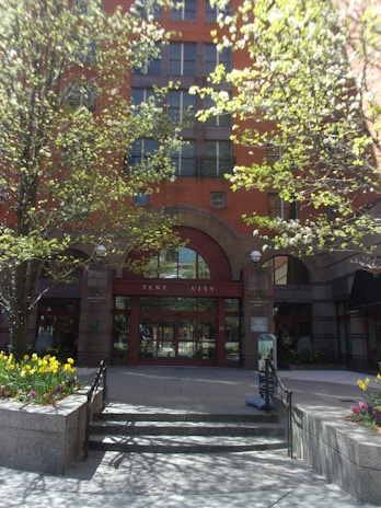 A welcoming community center providing support to ex-cons.