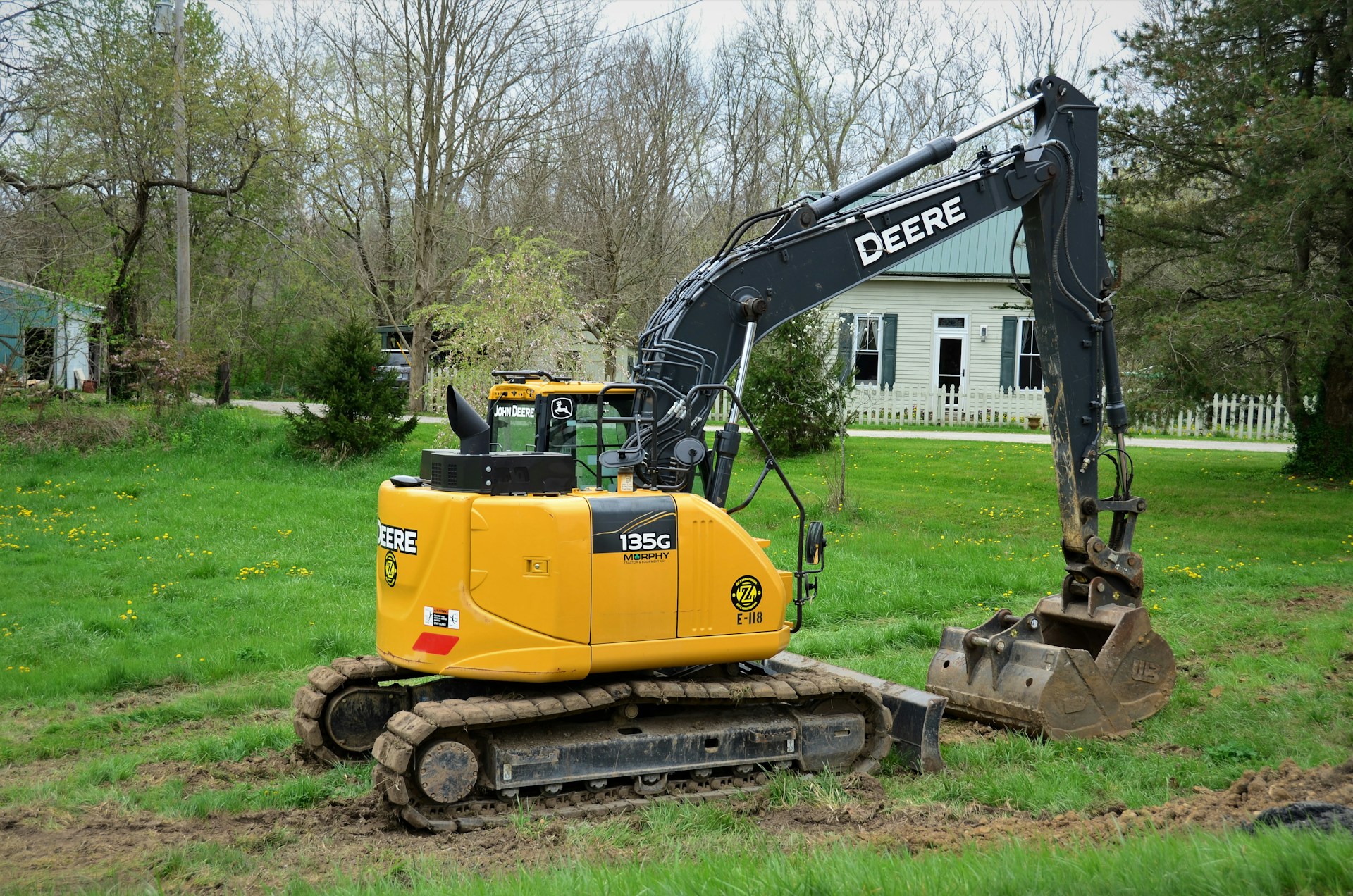 a yellow and black machine