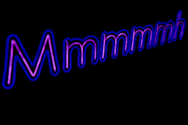 Deterministic vs Probabilistic Search: Google vs ChatGPT