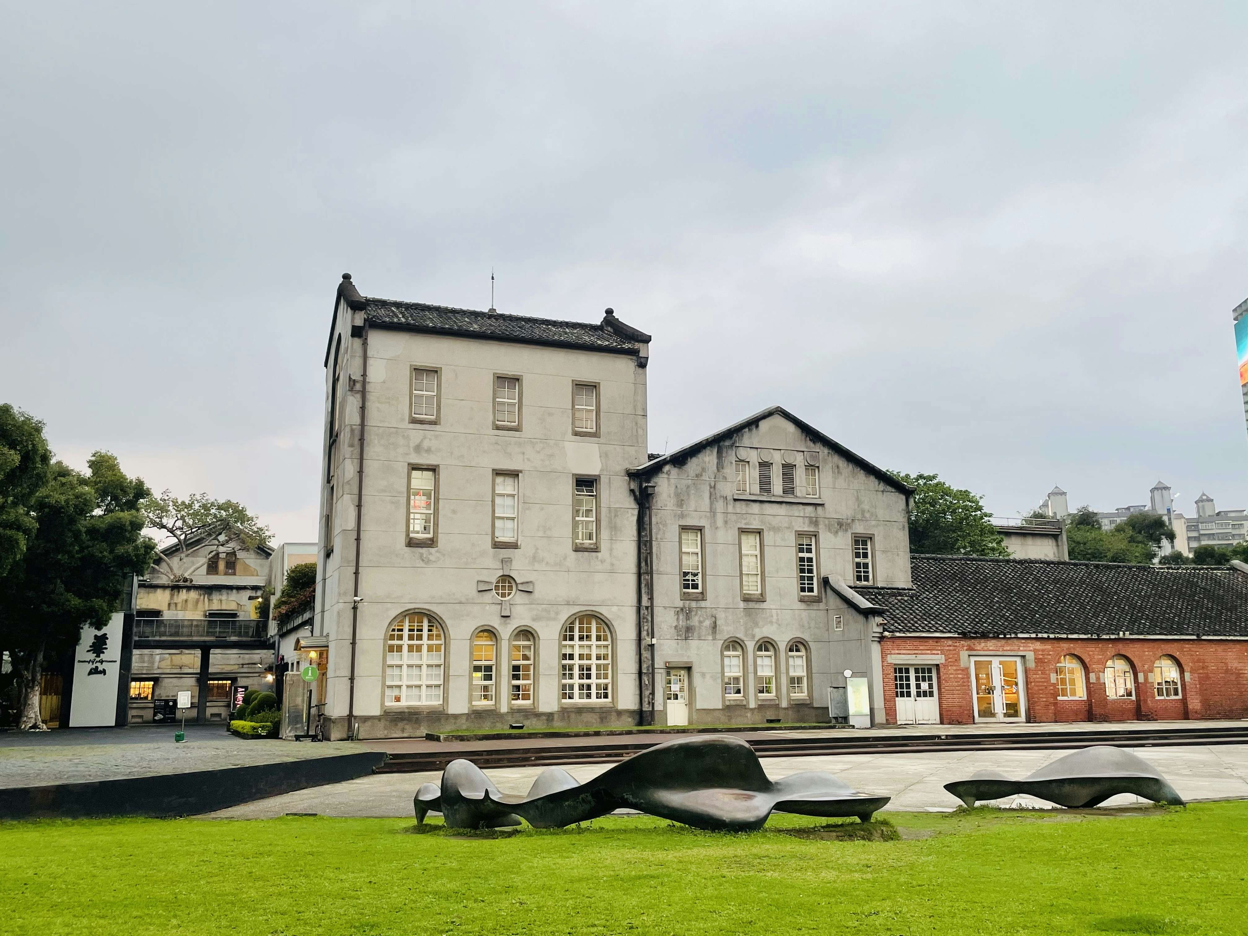 Image by Ting Ting via Unsplash