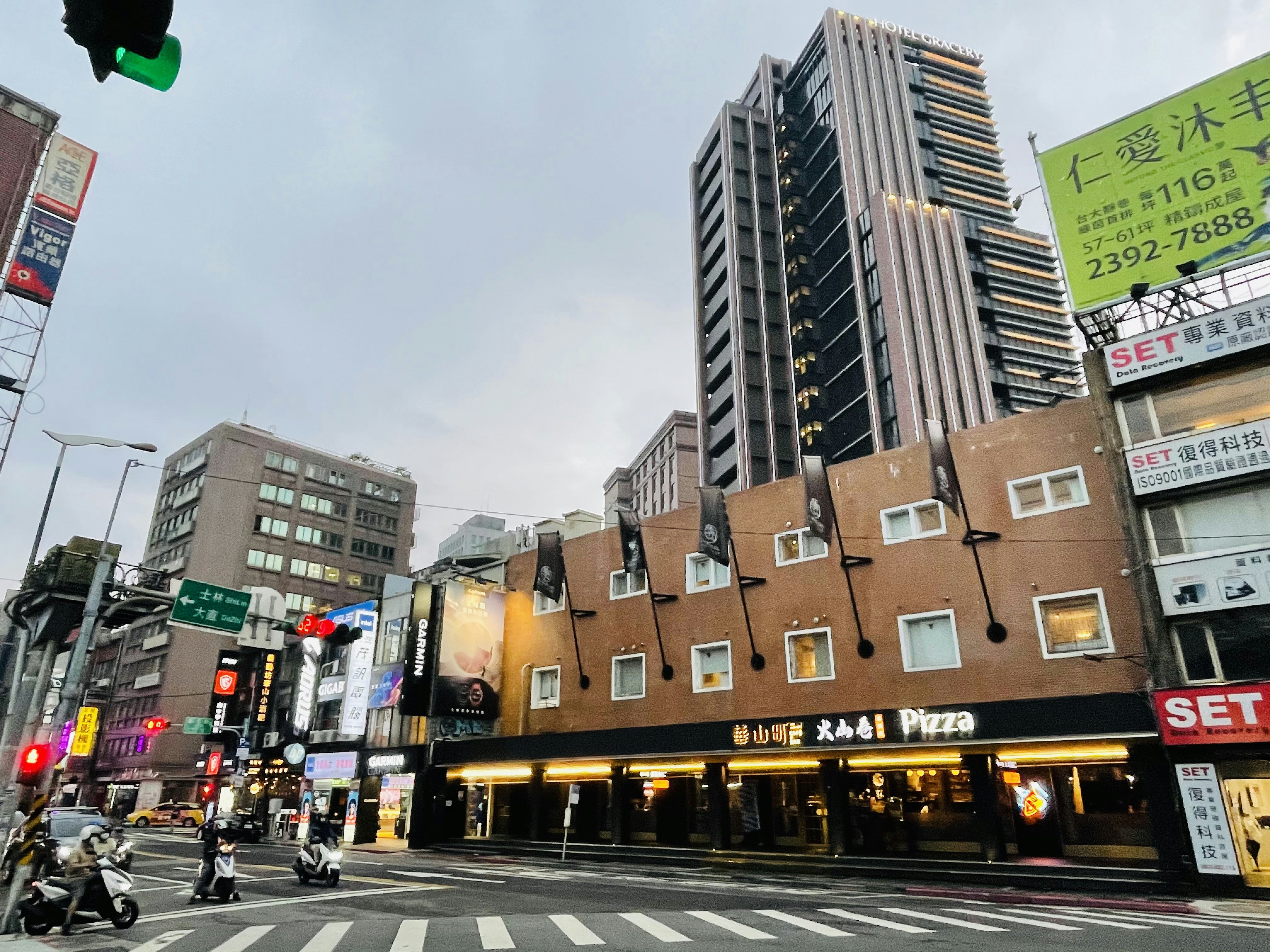 a city street with buildings
