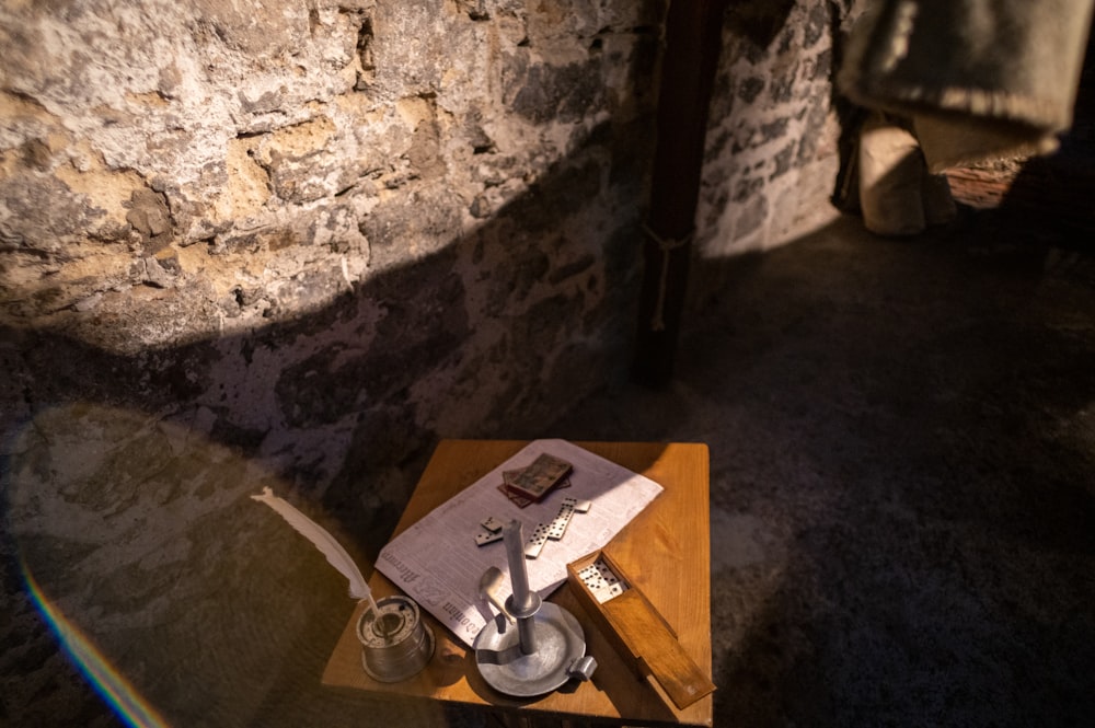 a table with a box and a box with a cigarette on it