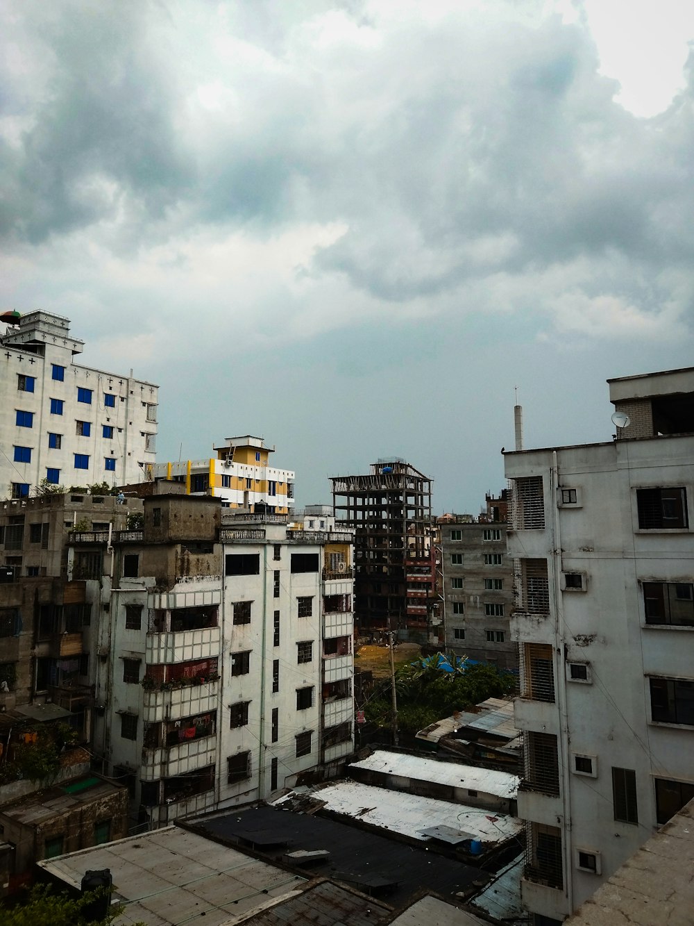 a city with many buildings