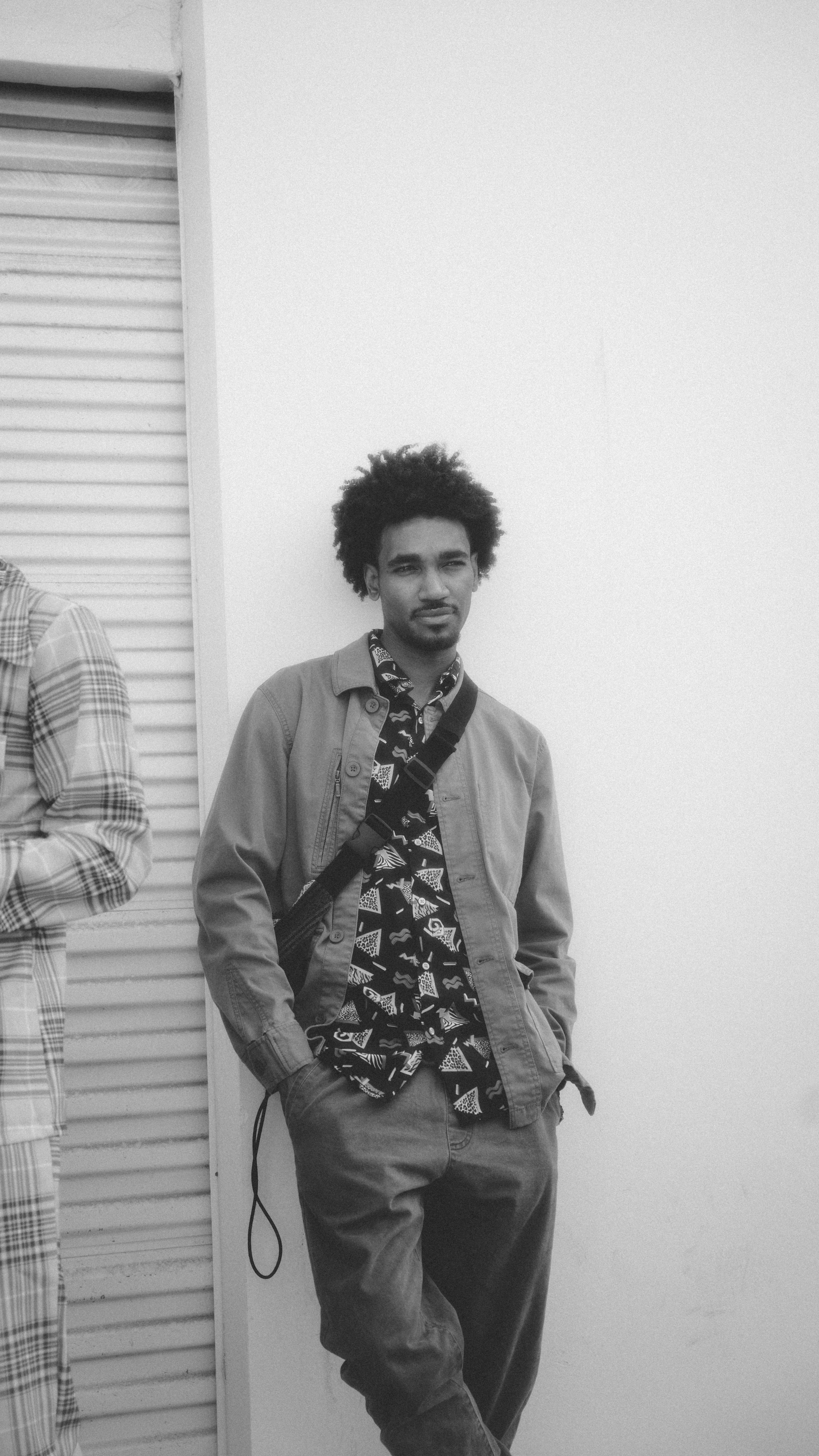 un hombre con corbata